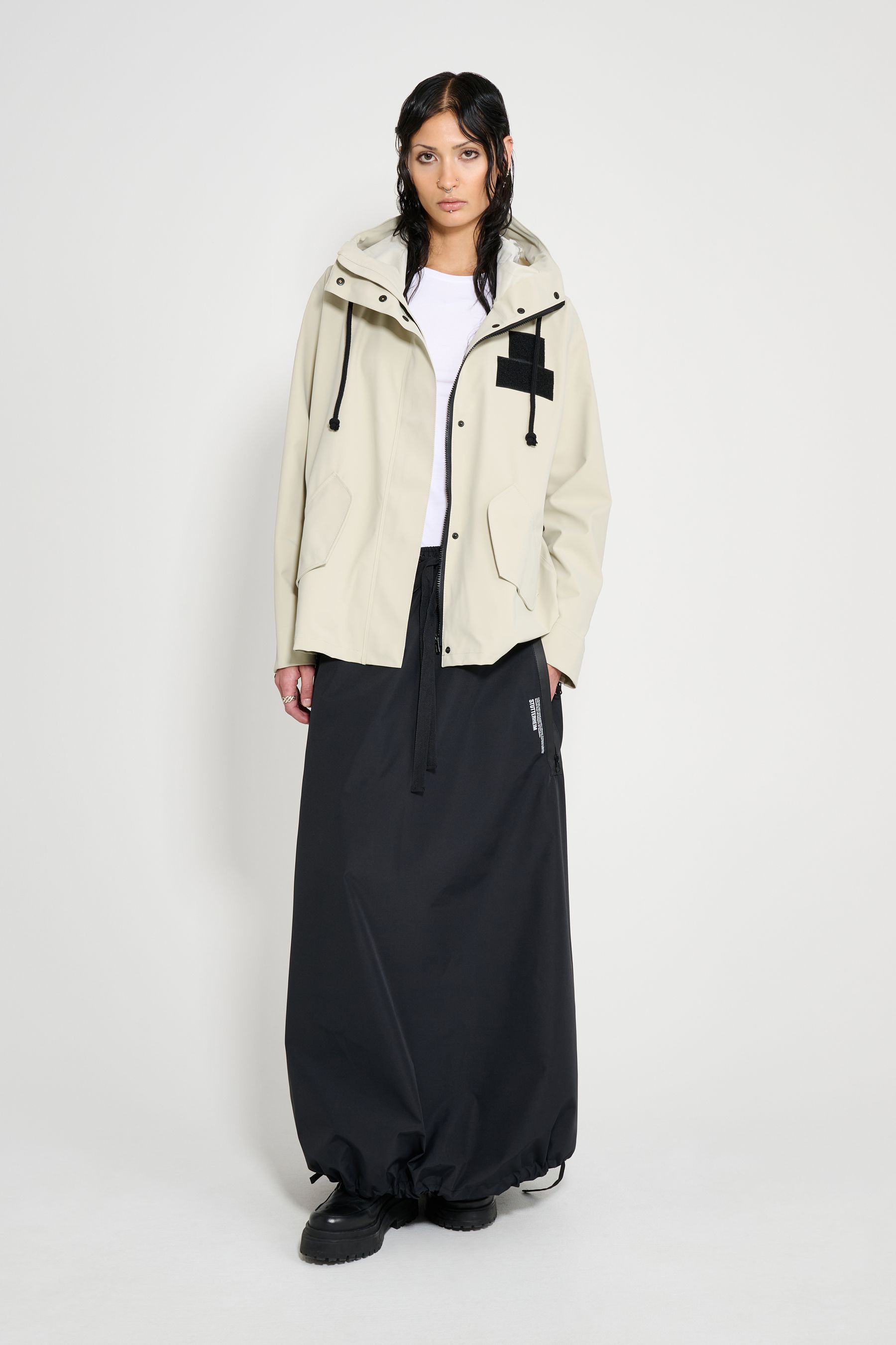 stutterheim faversham matte raincoat pelican women jackets