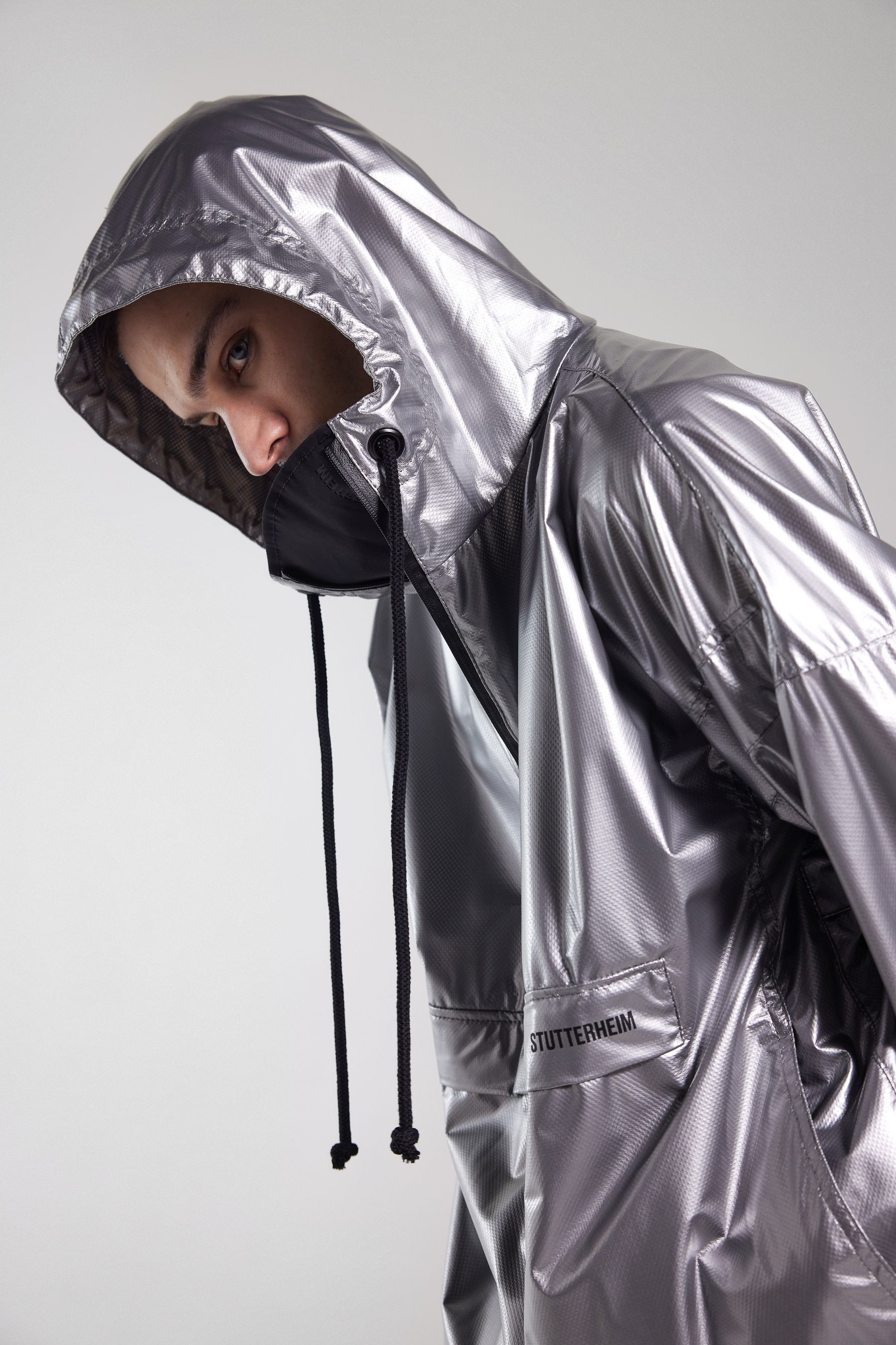stutterheim forsa anorak silver men jackets raincoats