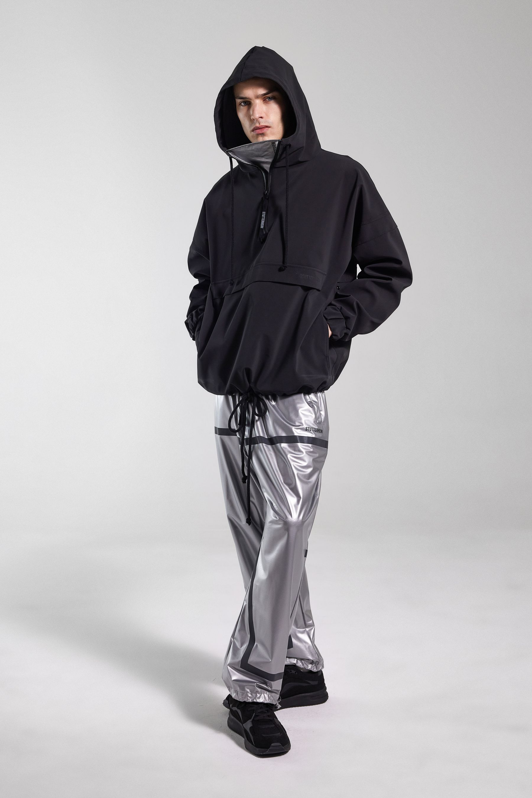stutterheim forsa matte anorak black men jackets raincoats