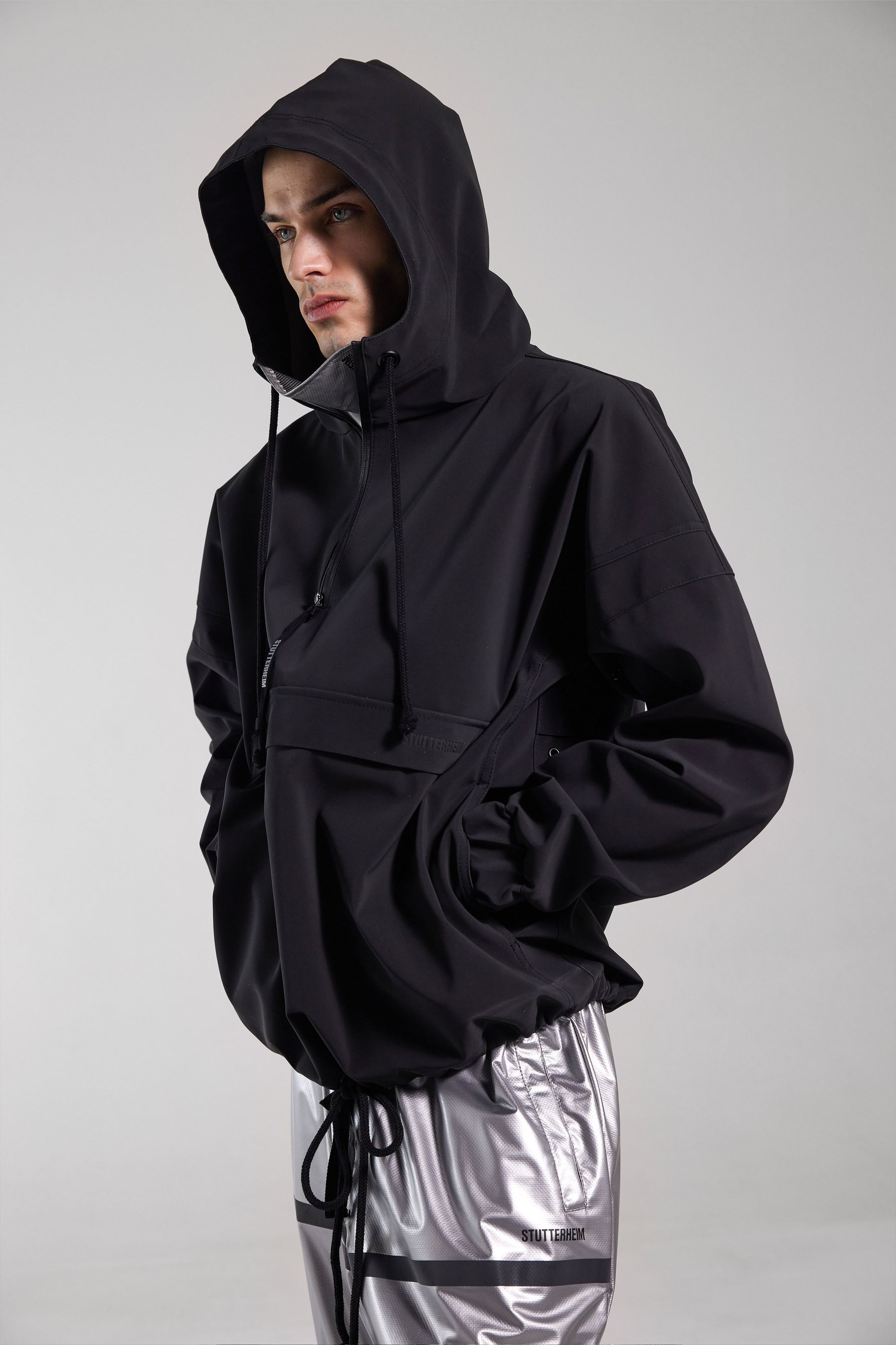 stutterheim forsa matte anorak black men jackets raincoats