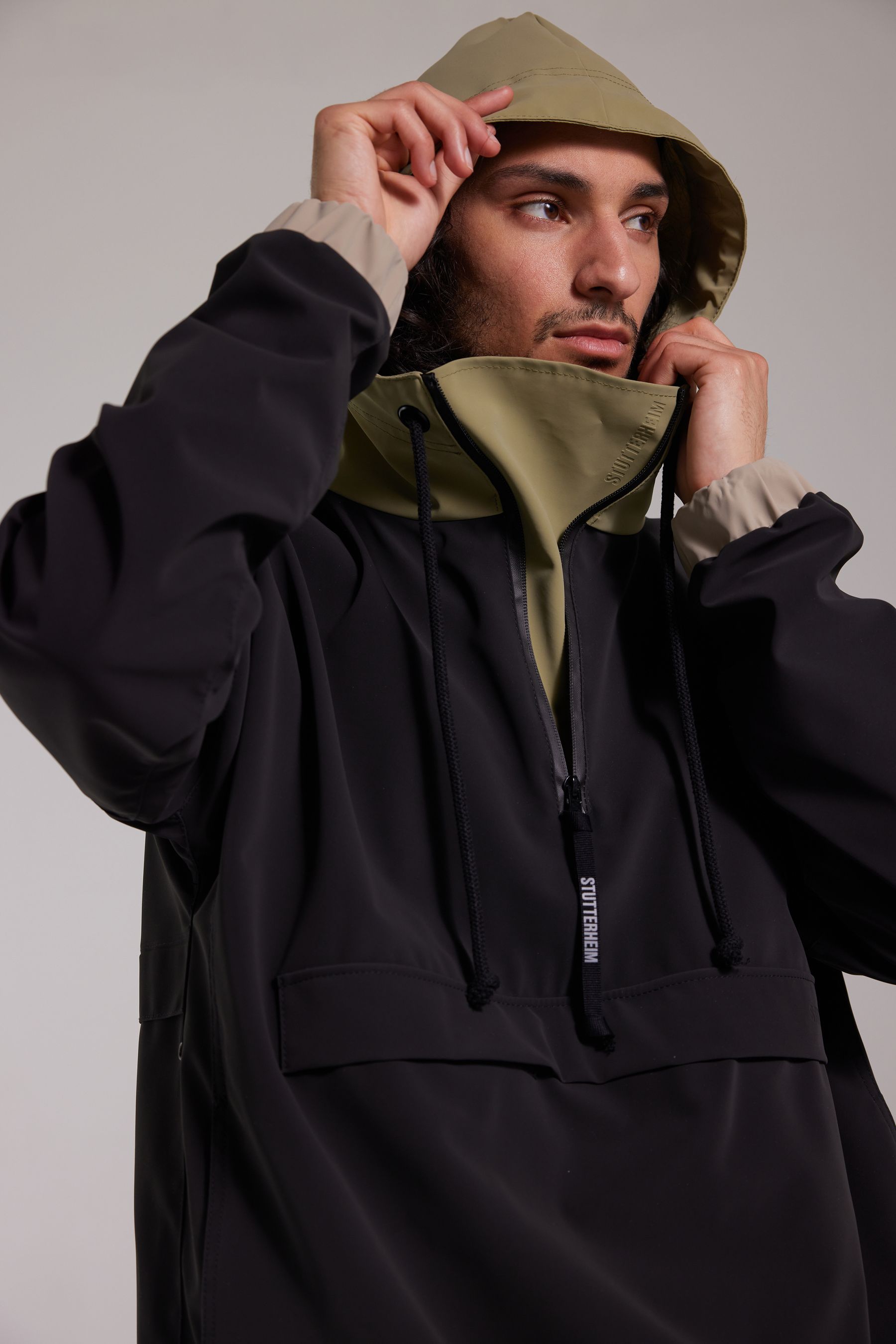 stutterheim forsa matte anorak black men jackets raincoats