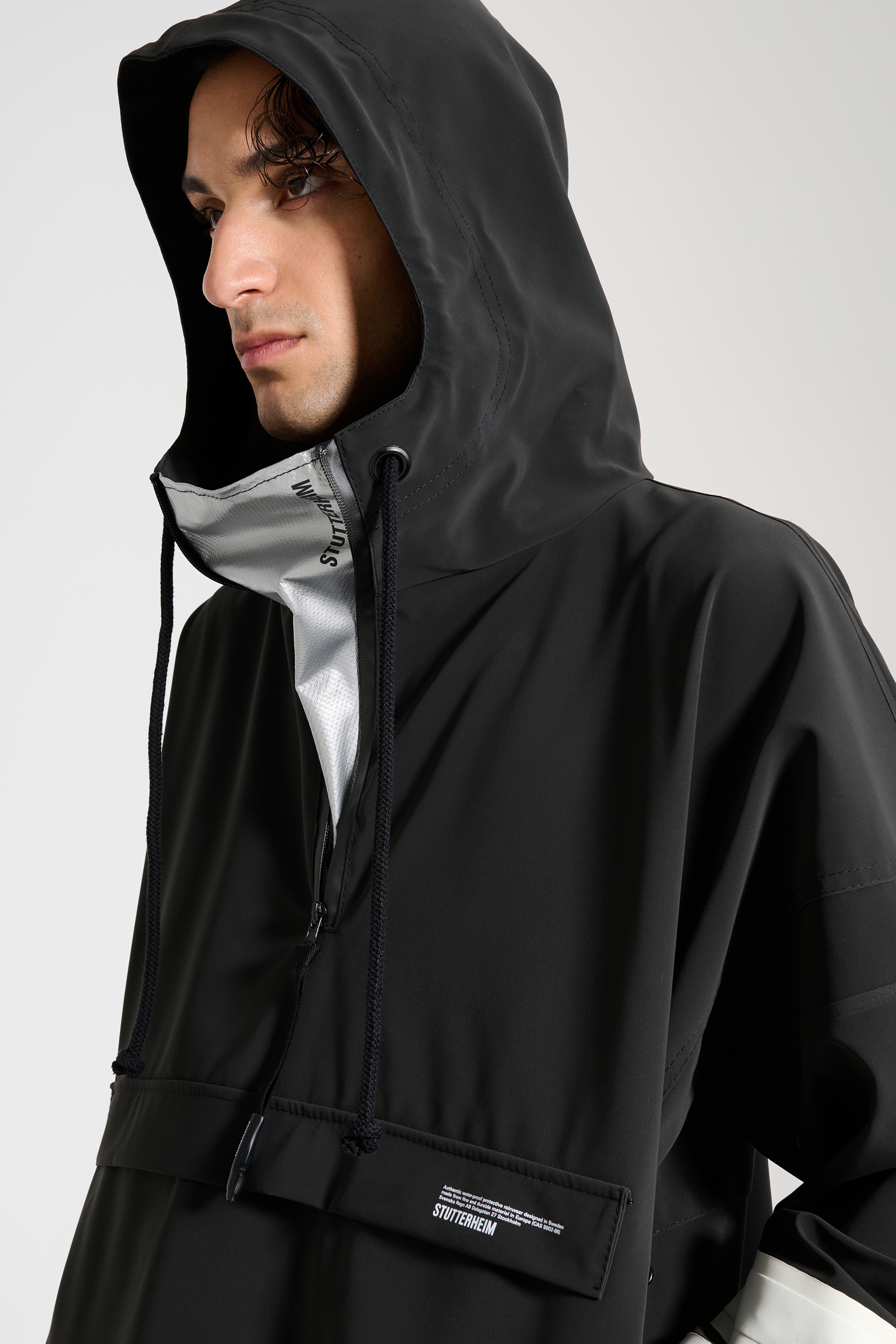 美品 FCRB BACK STRIPE ANORAK サイズS ブラック 美品 FCRB BACK STRIPE ANORAK サイズS ブラック