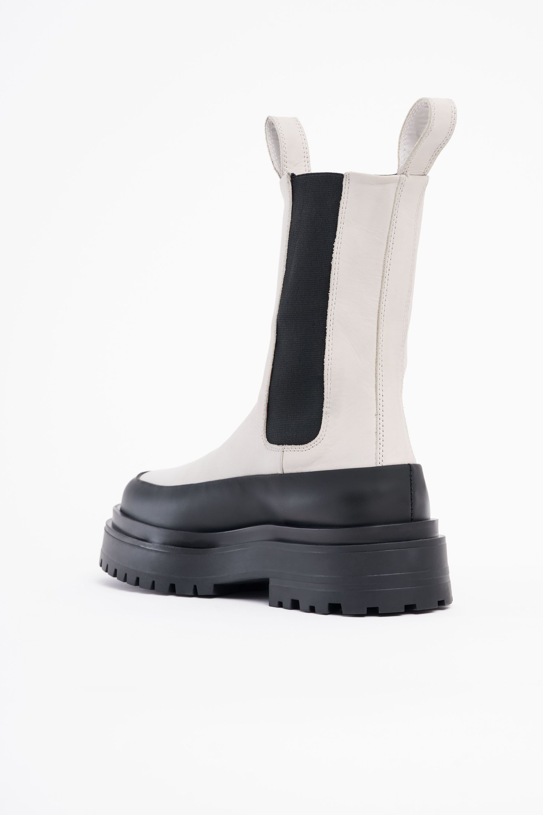 stutterheim high walker leather boots ivory footwear chelsea-boots