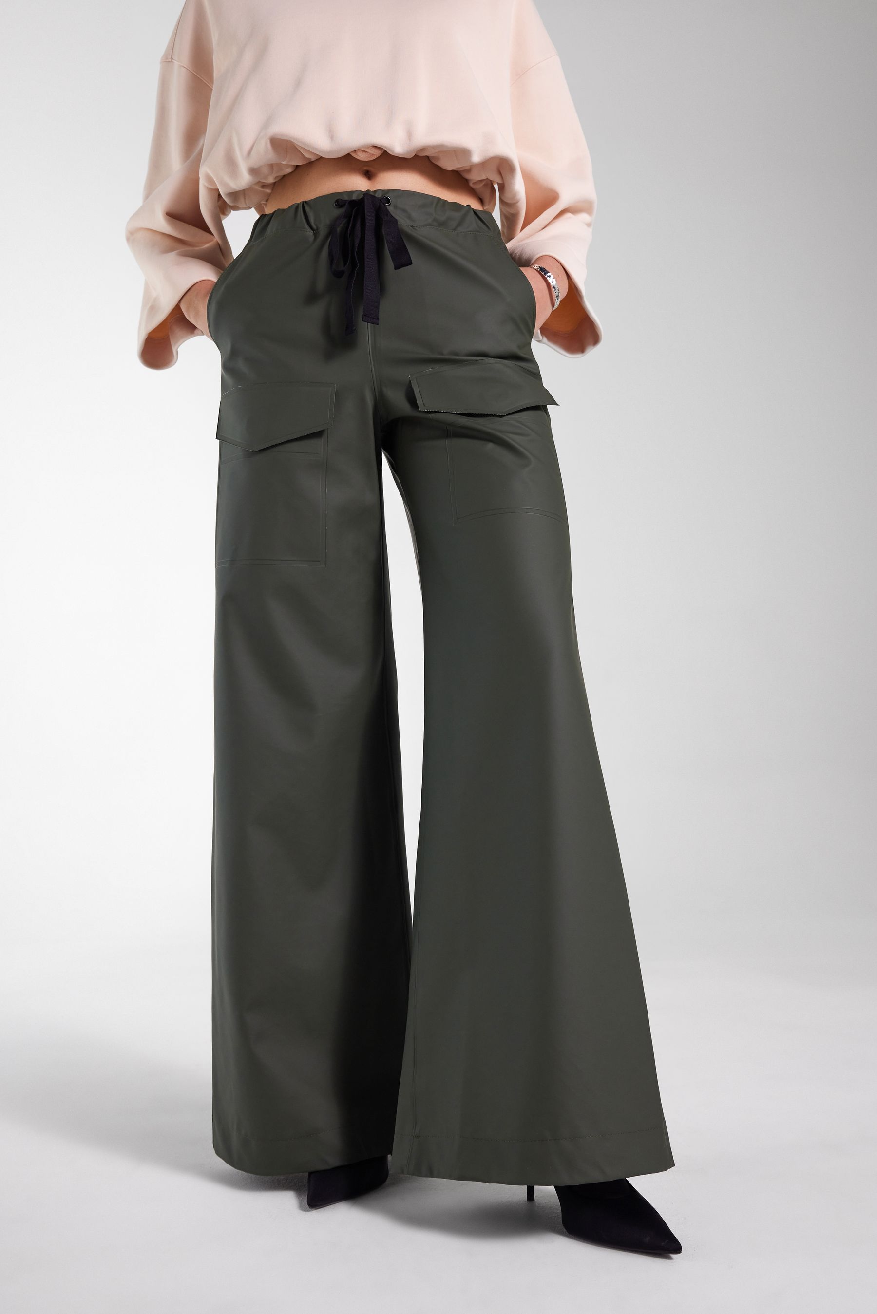 stutterheim jarla trousers dark green women bottoms