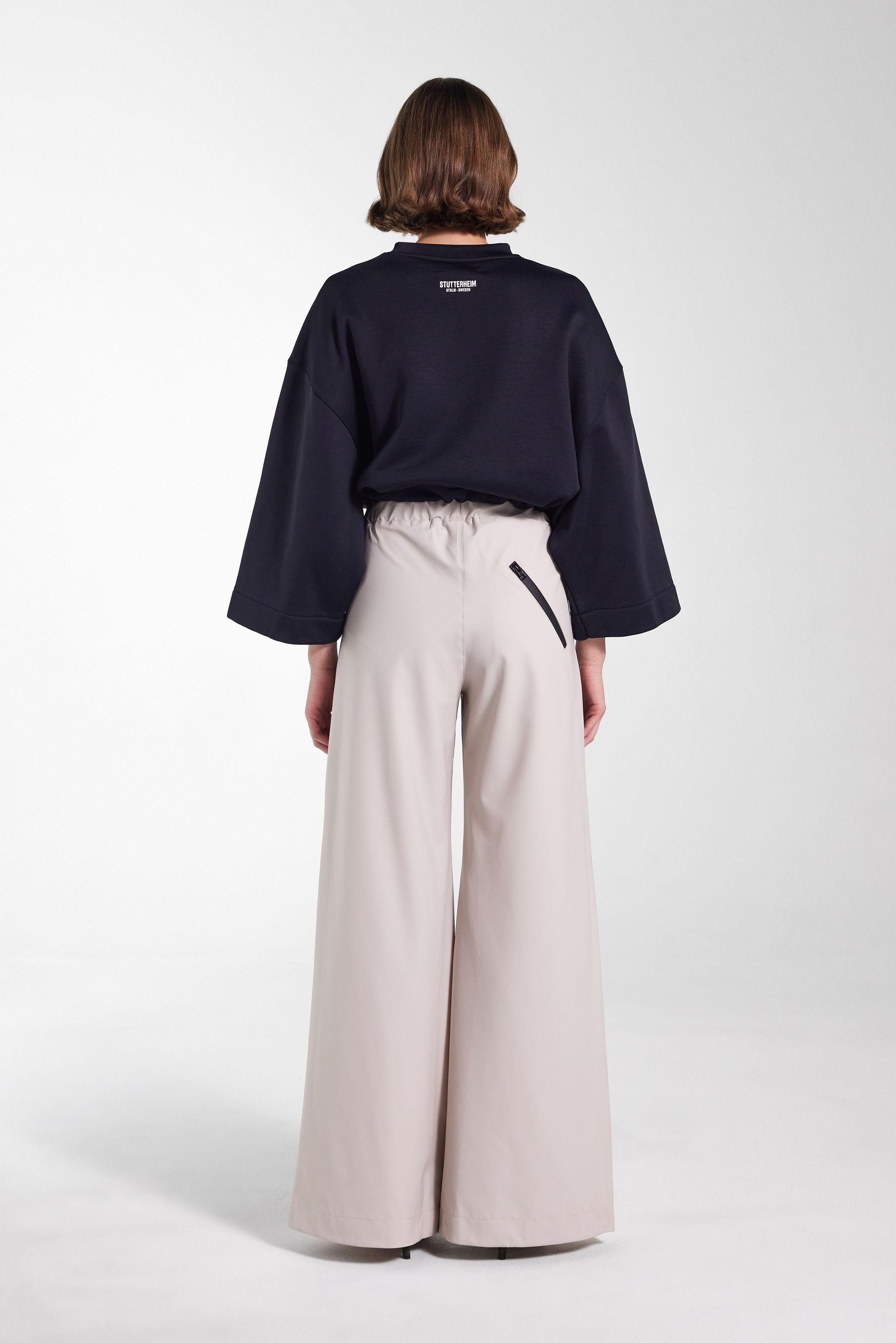 stutterheim jarla trousers light sand women bottoms