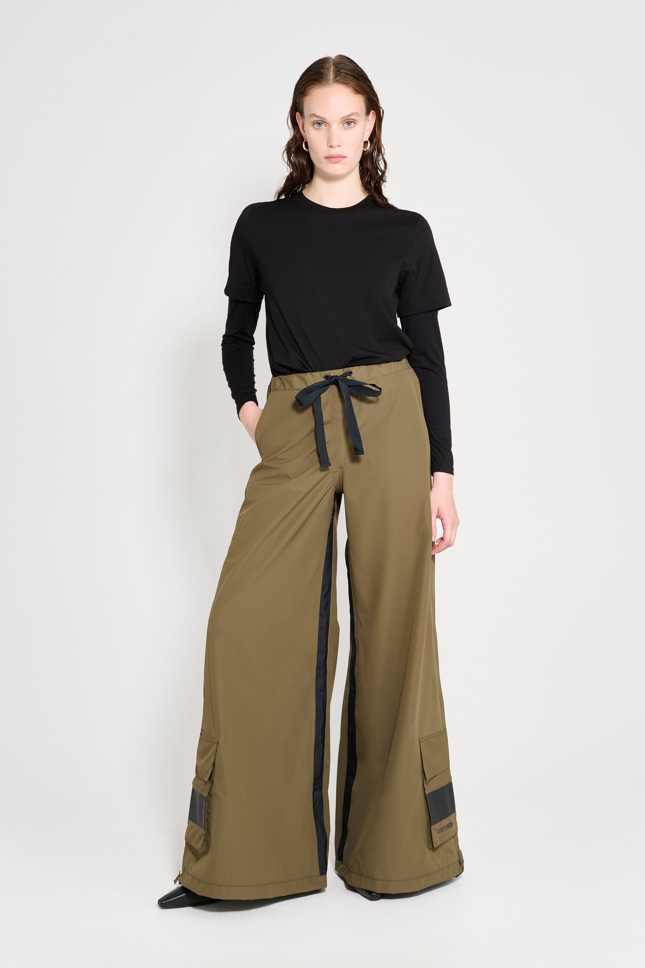 stutterheim karla pocket trousers green women bottoms