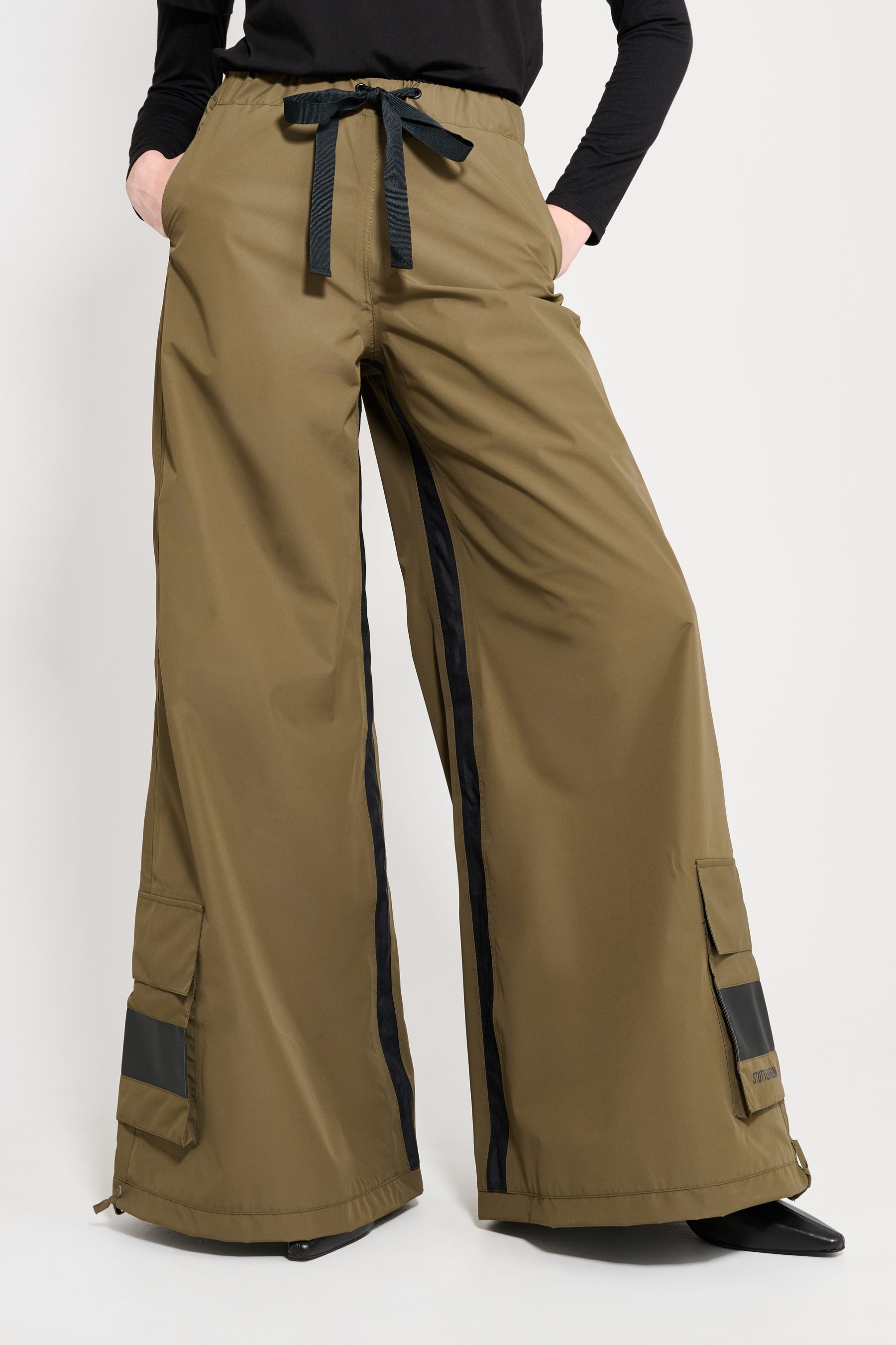 stutterheim karla pocket trousers green women bottoms