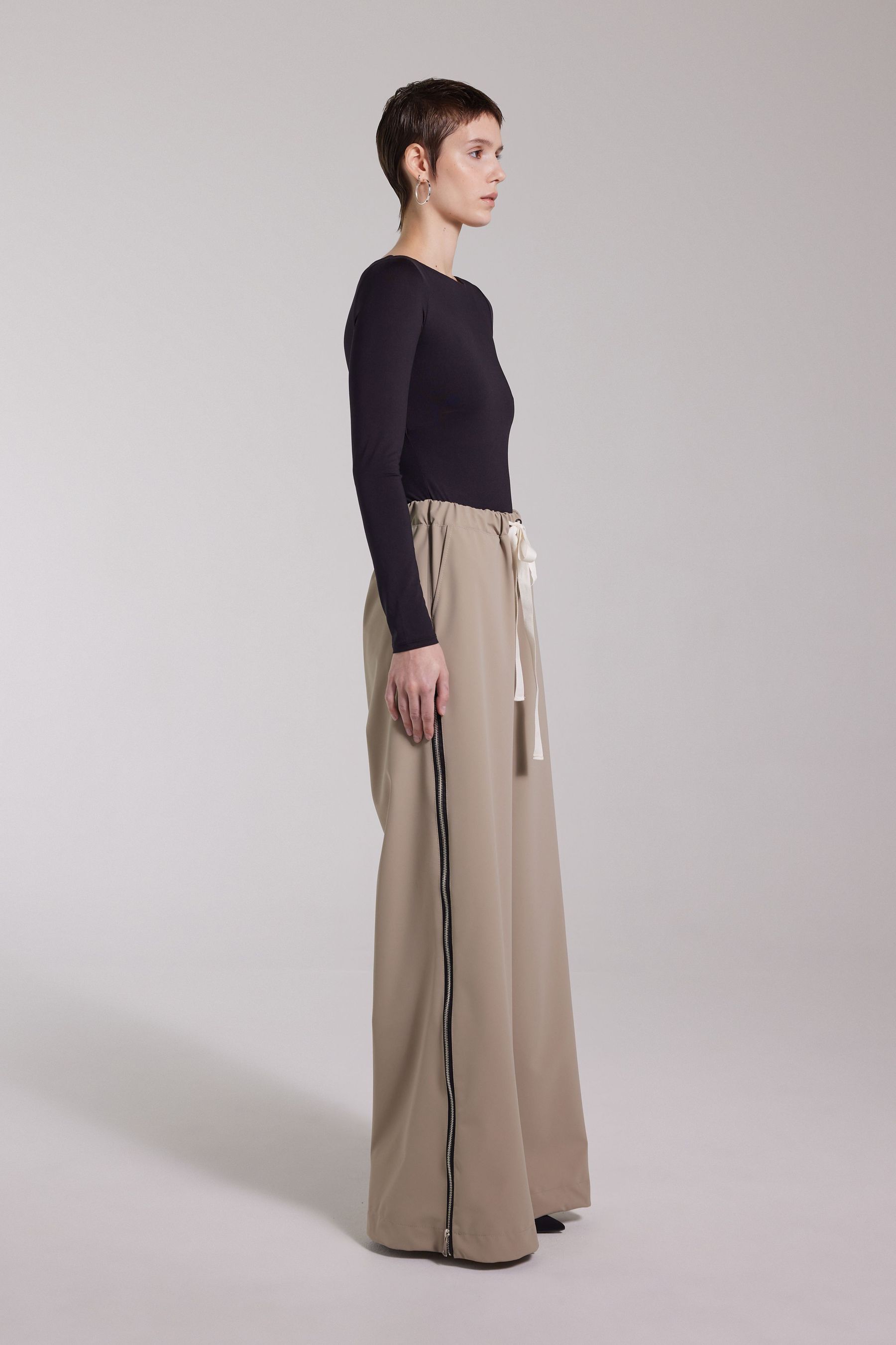stutterheim karla trousers potato women bottoms