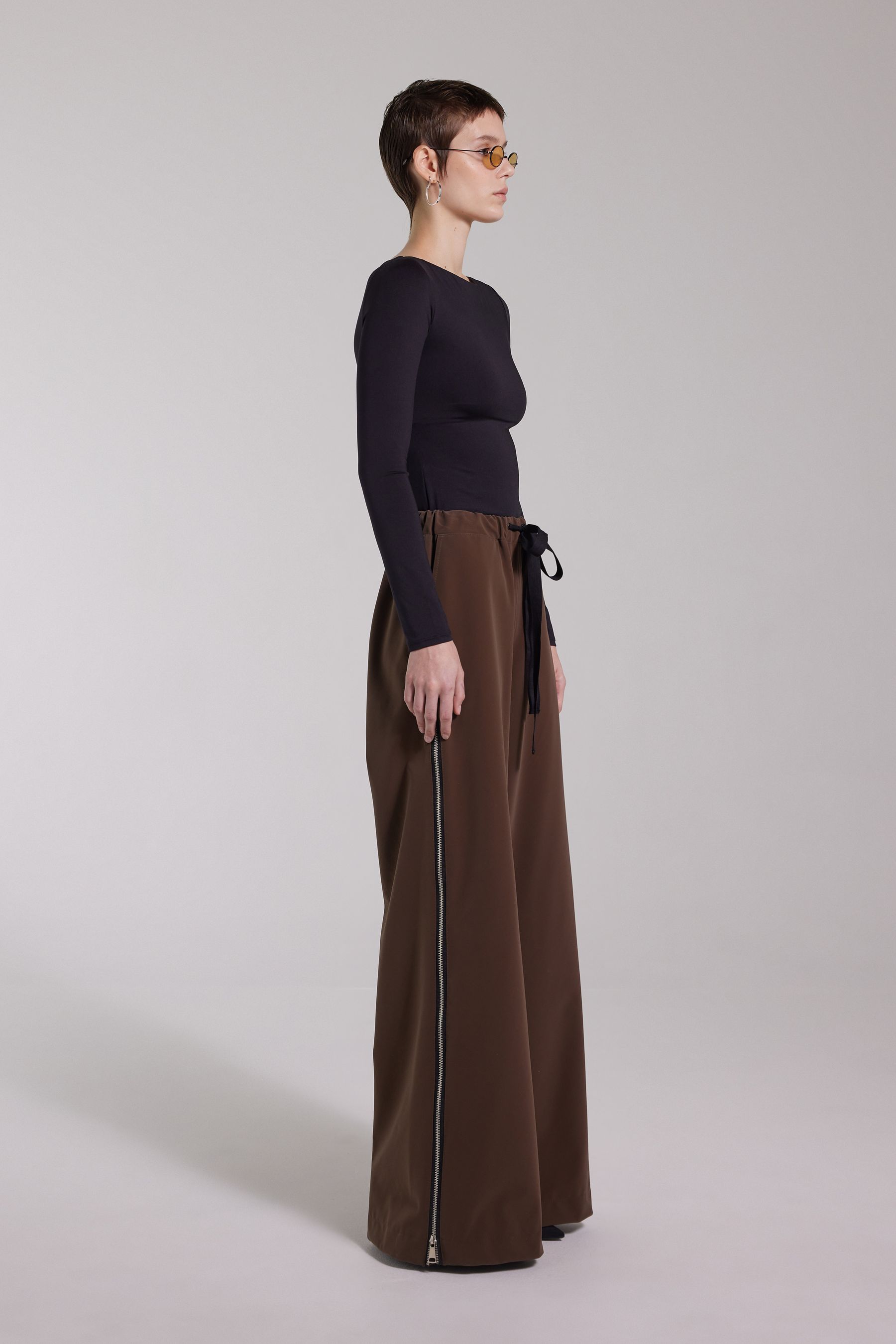 stutterheim karla trousers dark brown women bottoms