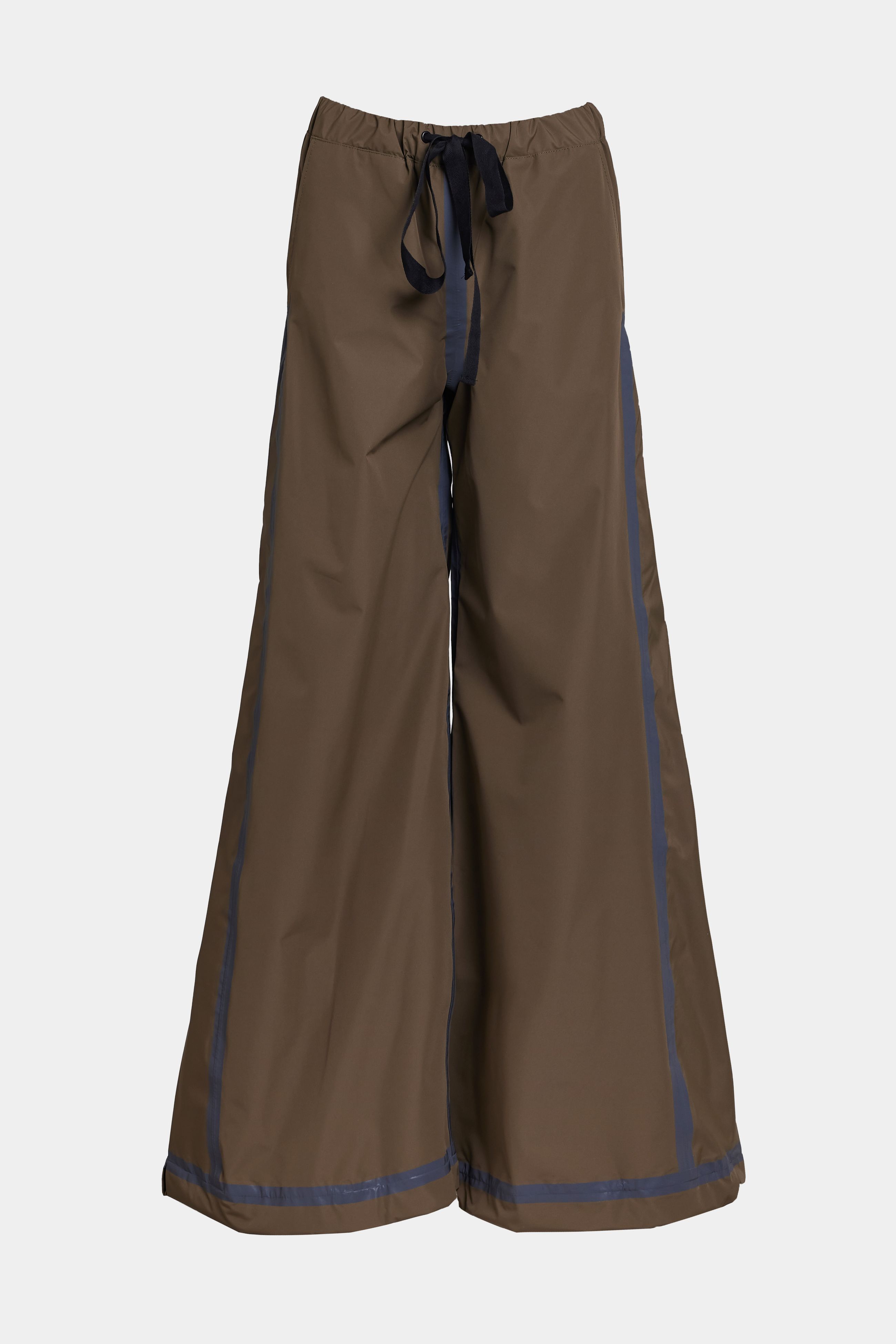 Stutterheim Karla Trousers Tape Matte Green In Green