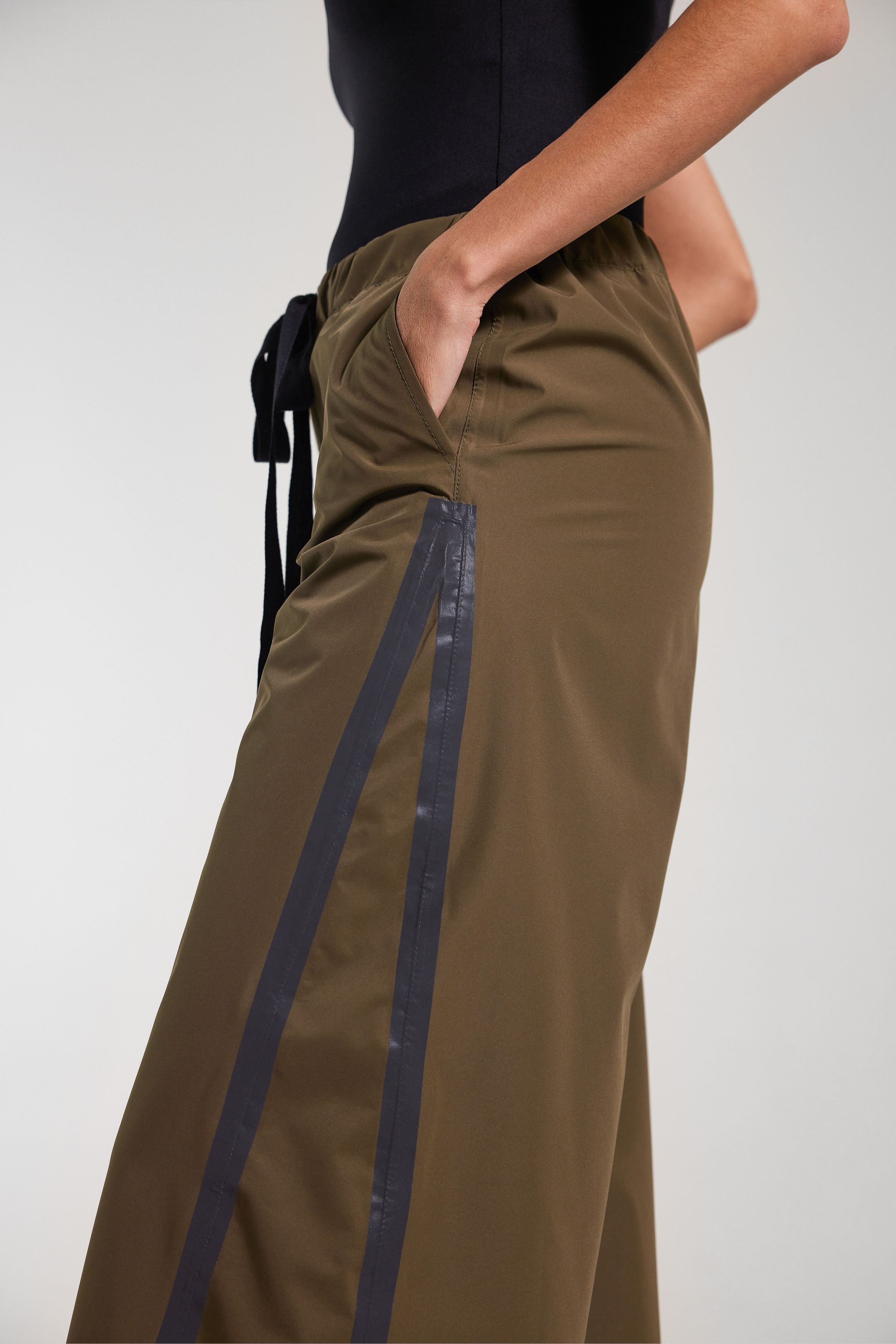 Stutterheim Karla Trousers Tape Matte Green In Green