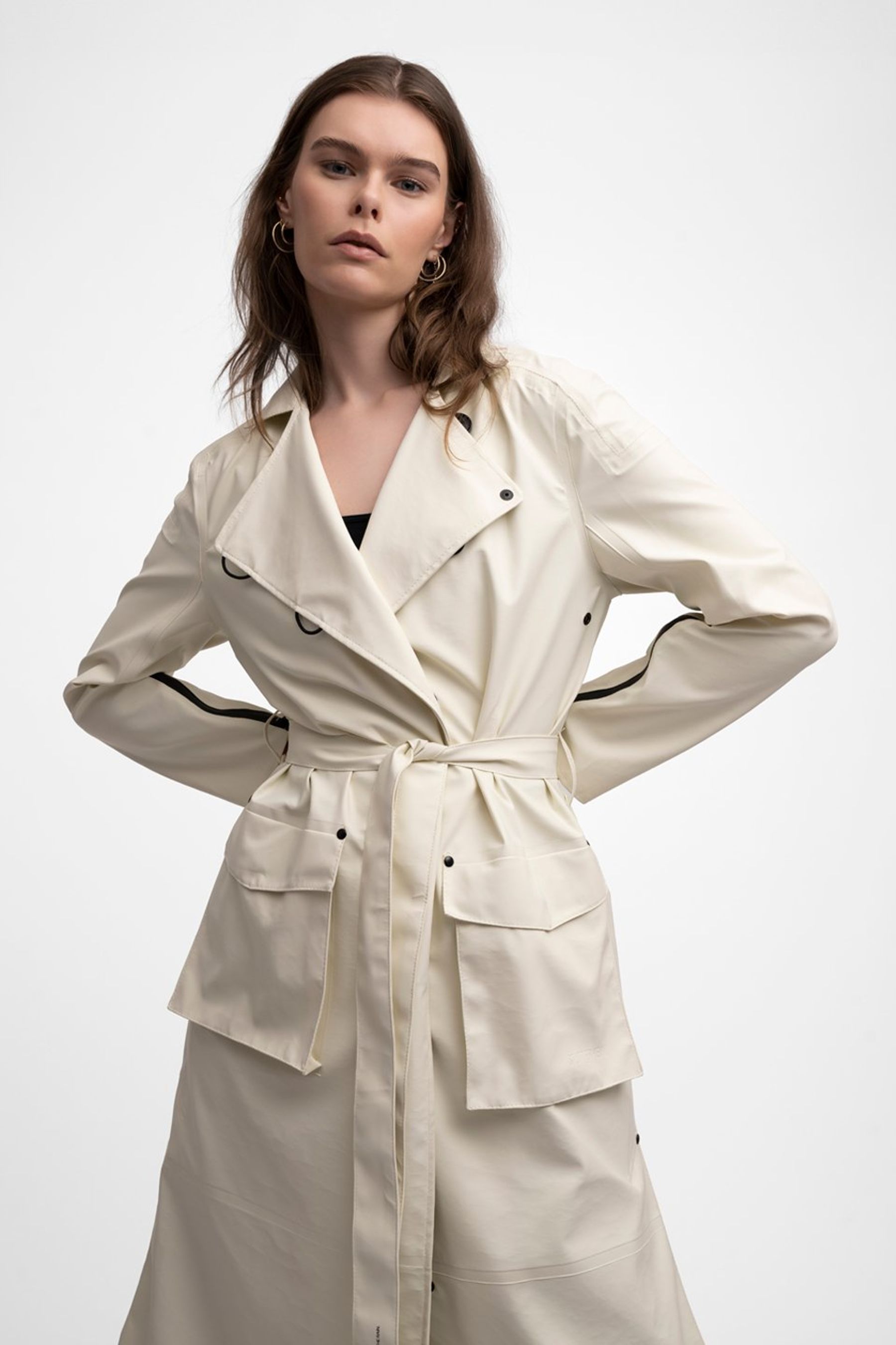 stutterheim kista lightweight coconut women jackets trench-coats