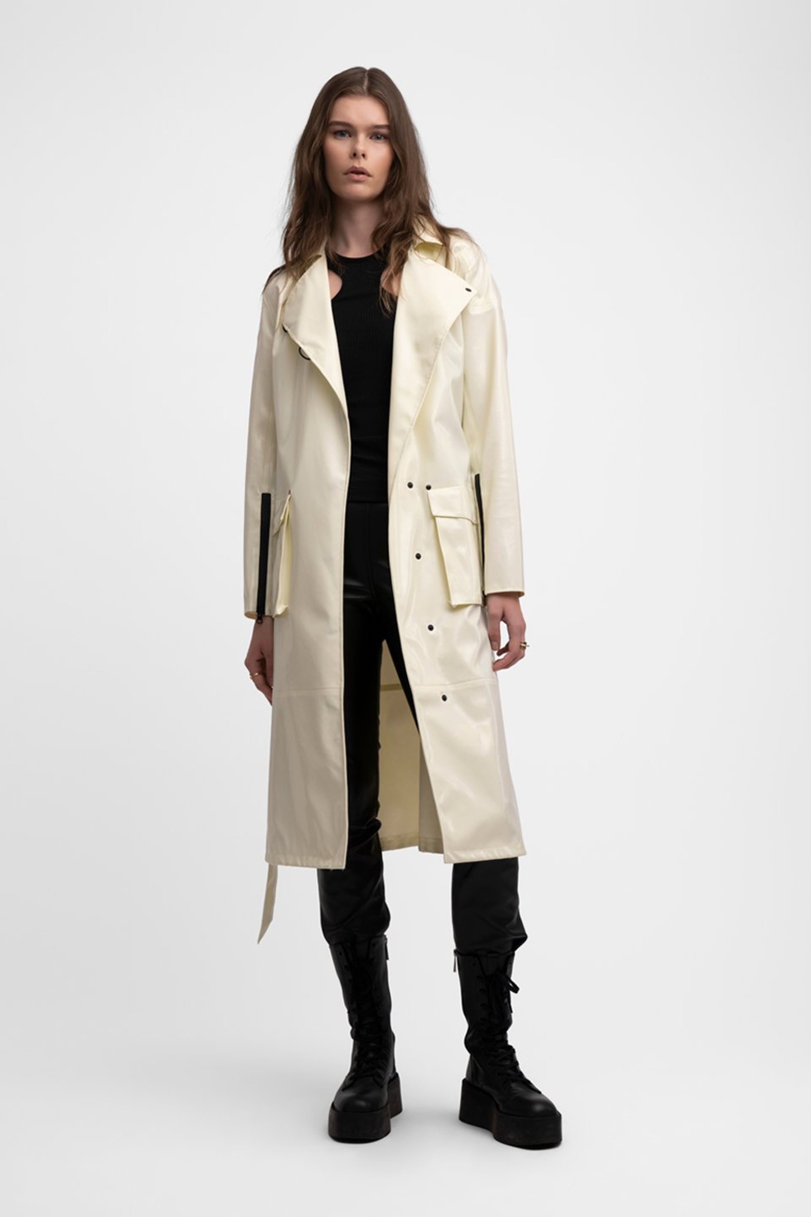 stutterheim kista opal coconut women jackets trench-coats