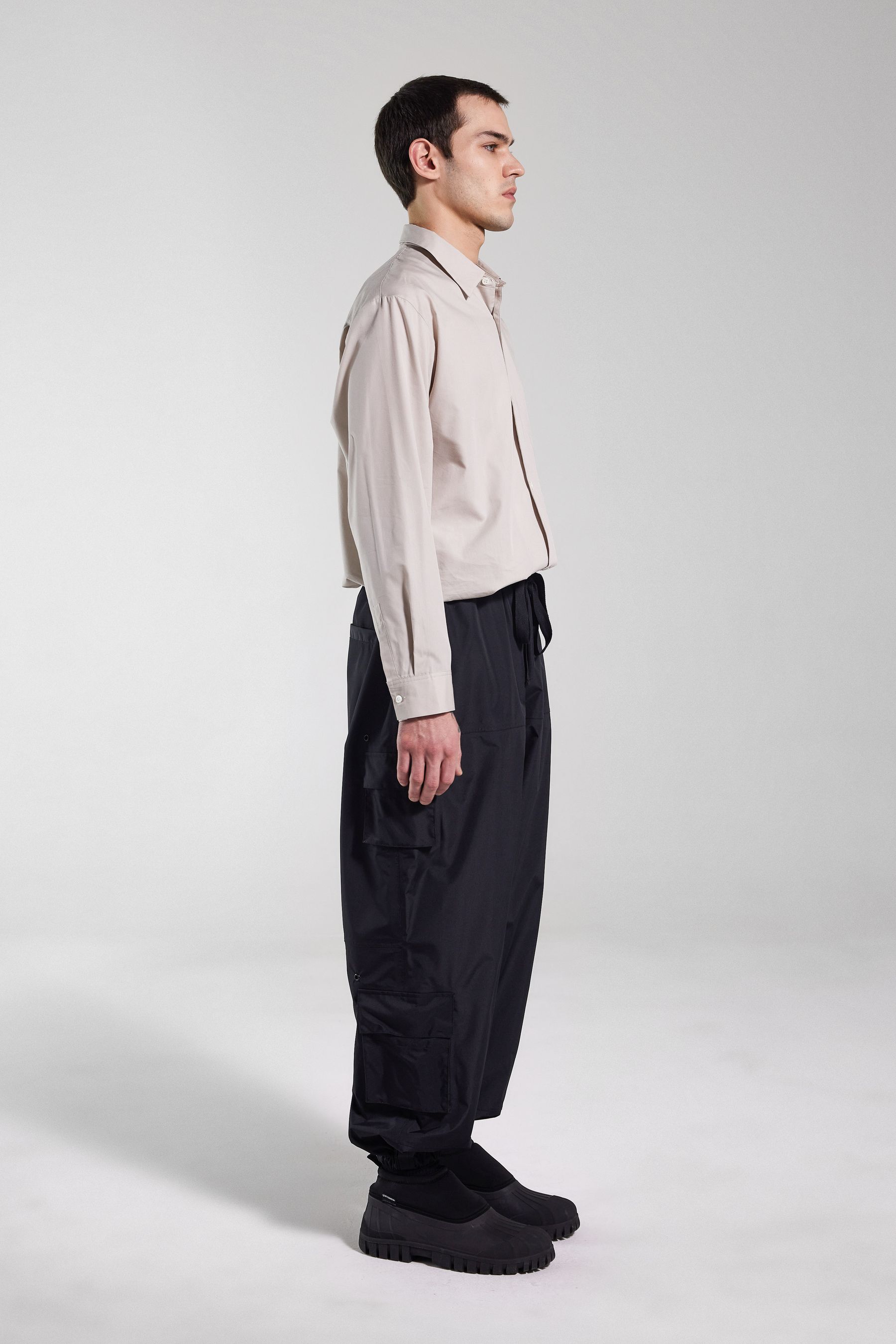 stutterheim kvala lightweight trousers black men