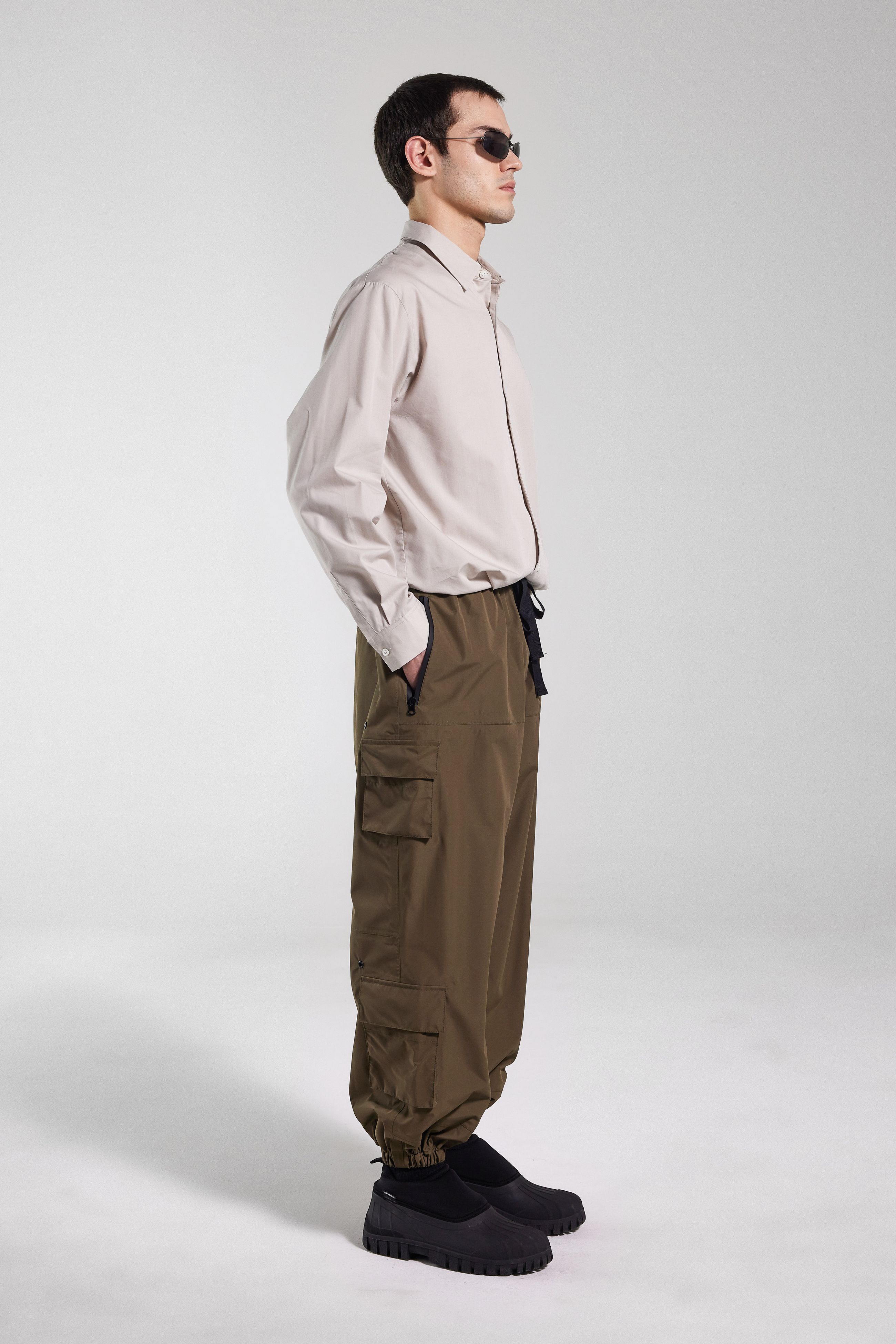 Stutterheim Kvala Lightweight Trousers In Green