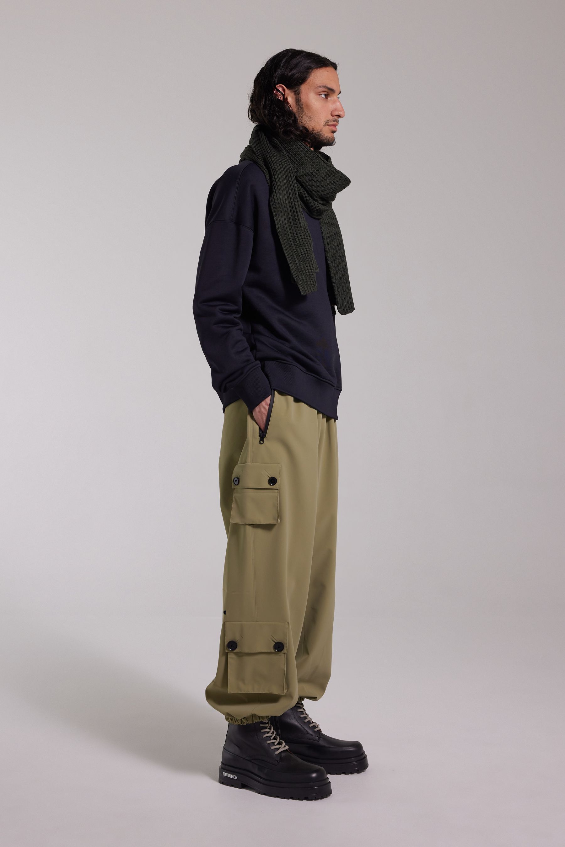 stutterheim kvala matte trousers aloe men