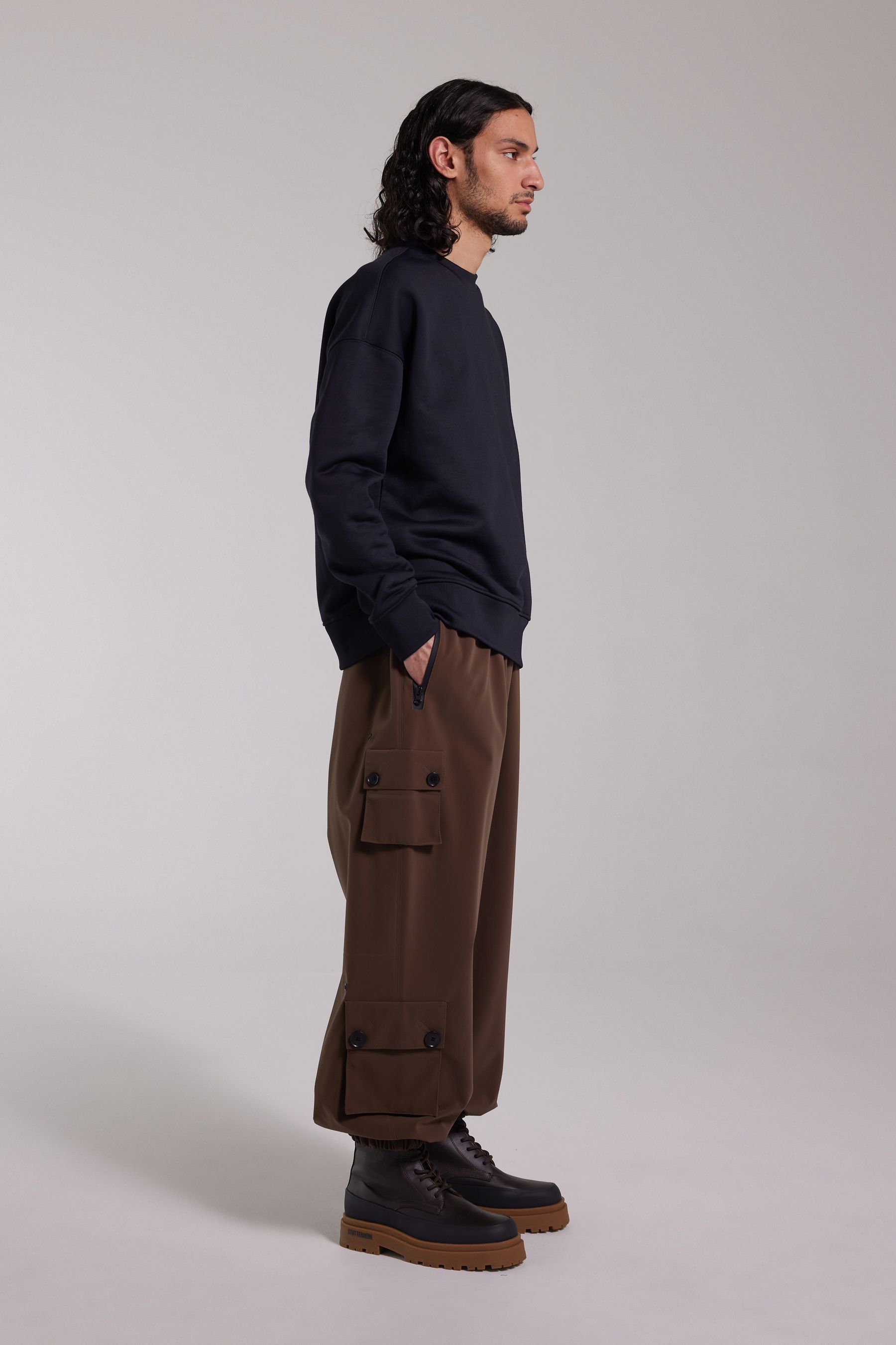 stutterheim kvala matte trousers dark brown men