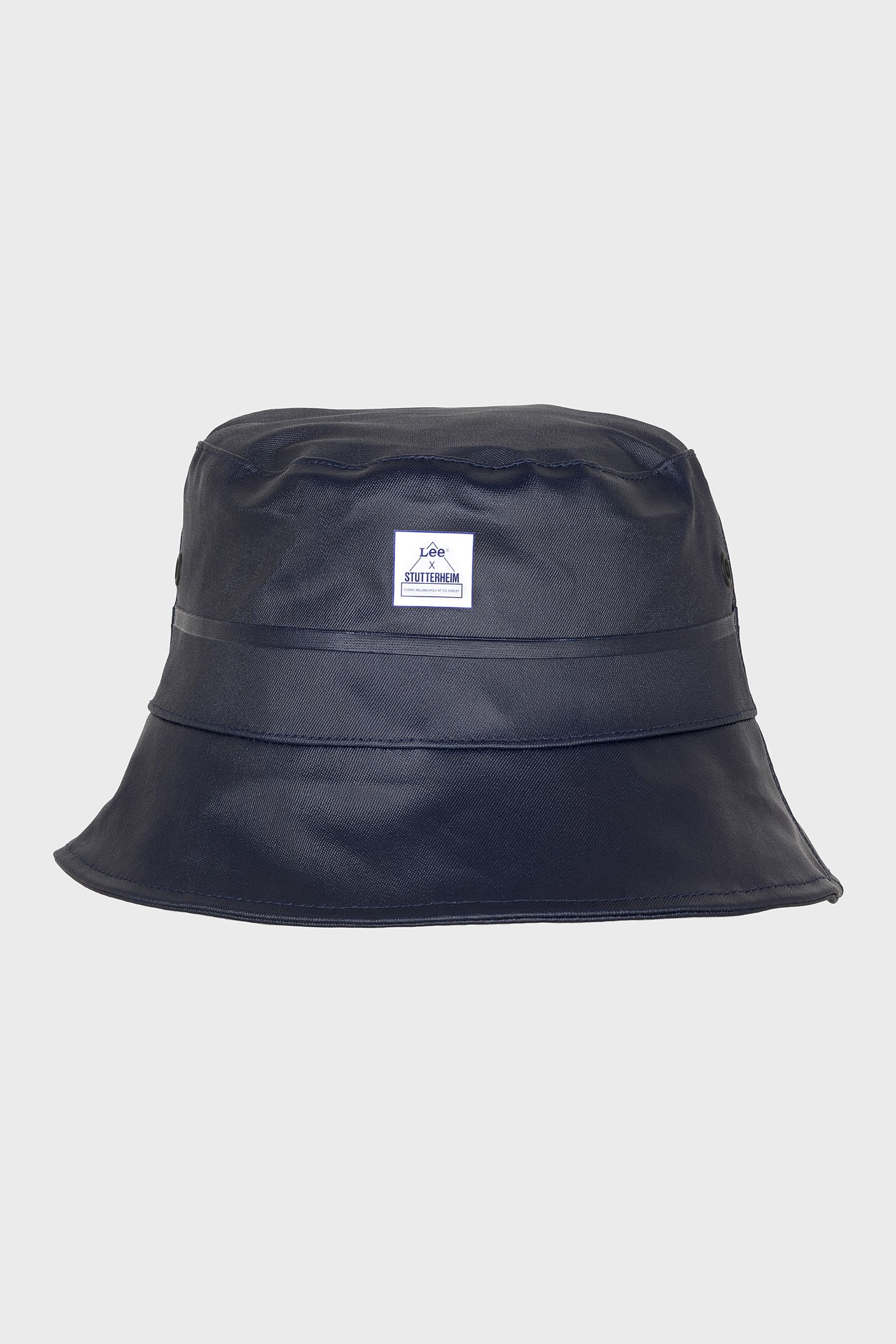 stutterheim lee® x bucket hat aviator navy  accessories hats-and-scarves bucket-hats