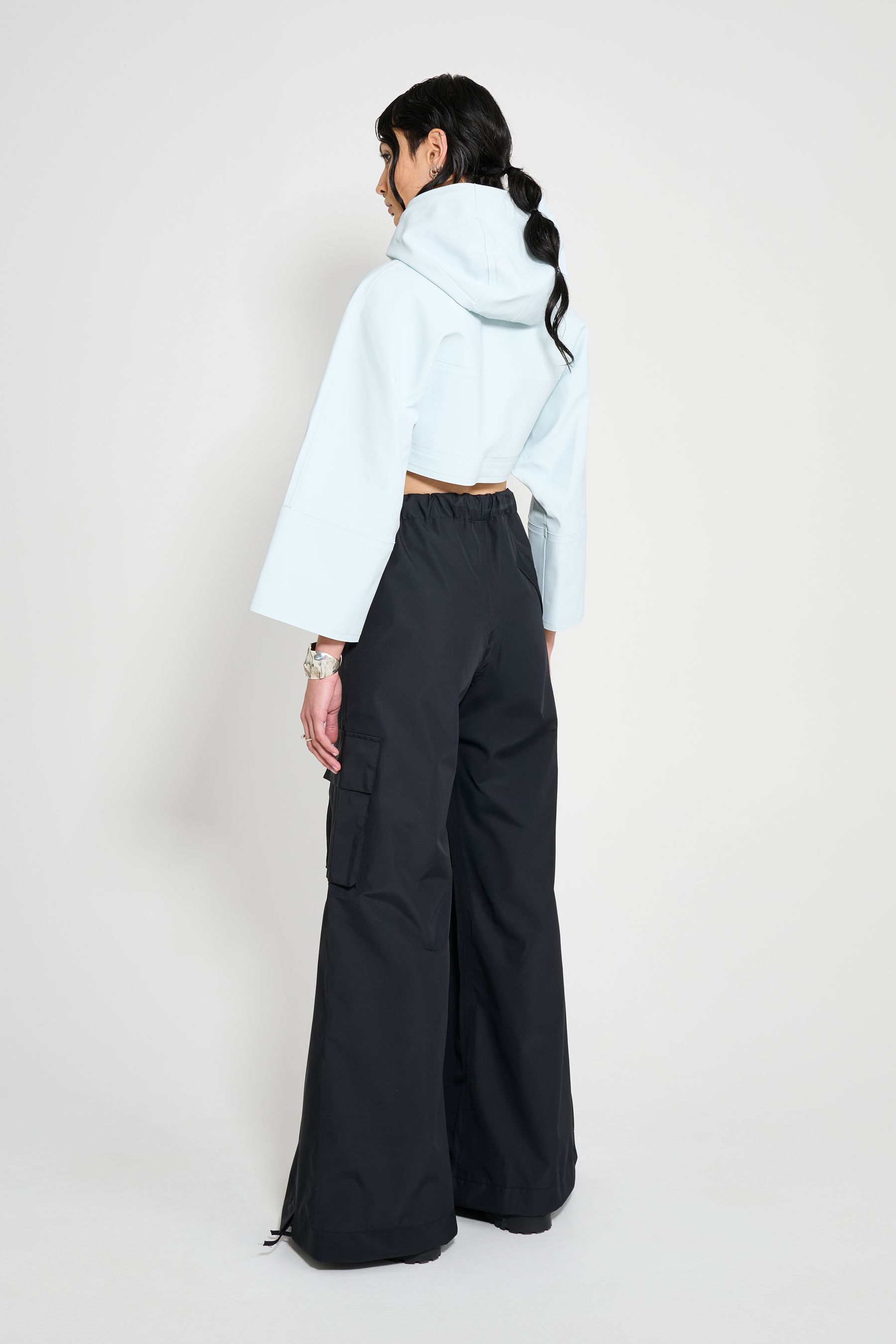 stutterheim lilla tre cropped raincoat frost grey women jackets raincoats