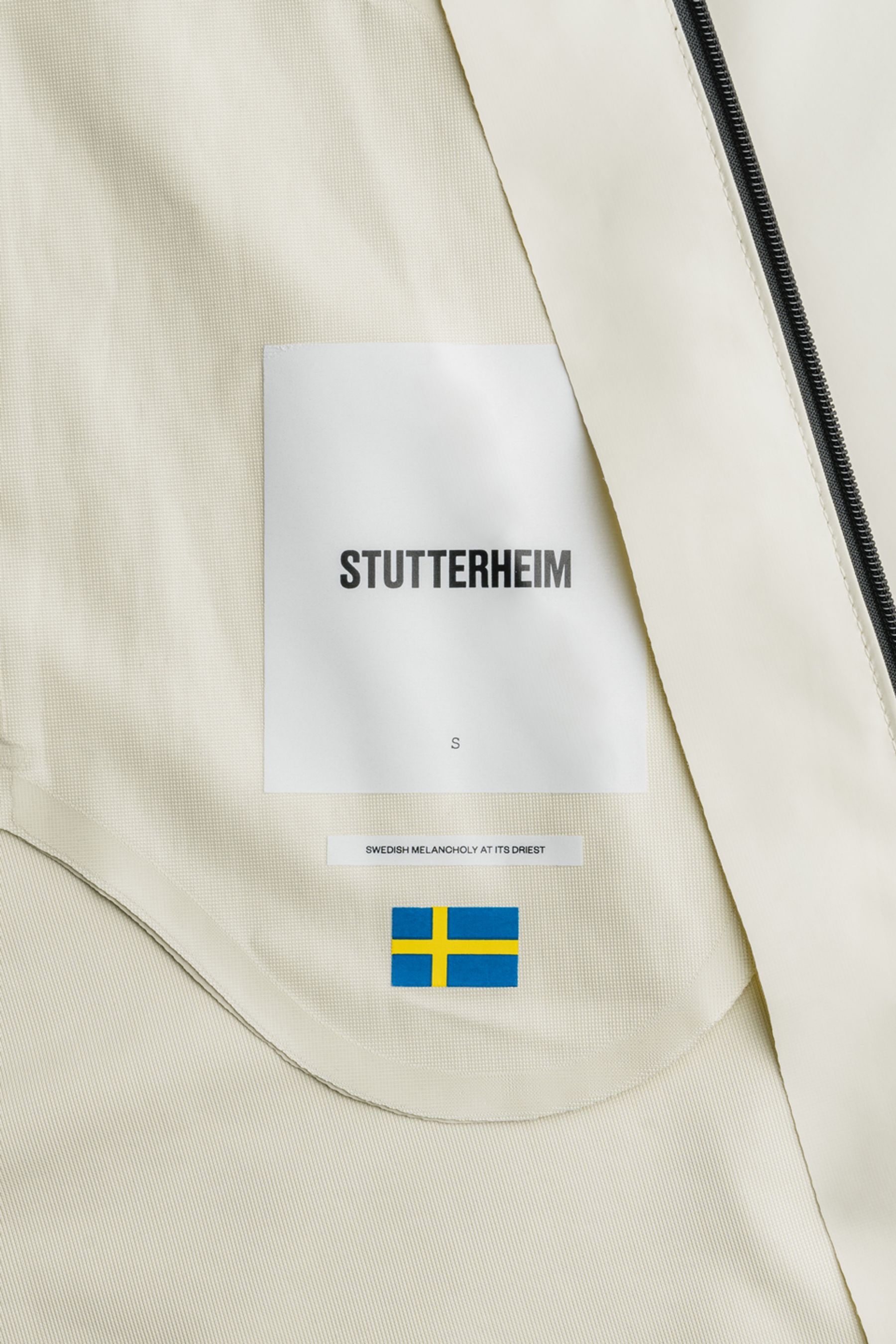 stutterheim lomma lightweight zip coconut women jackets ponchos