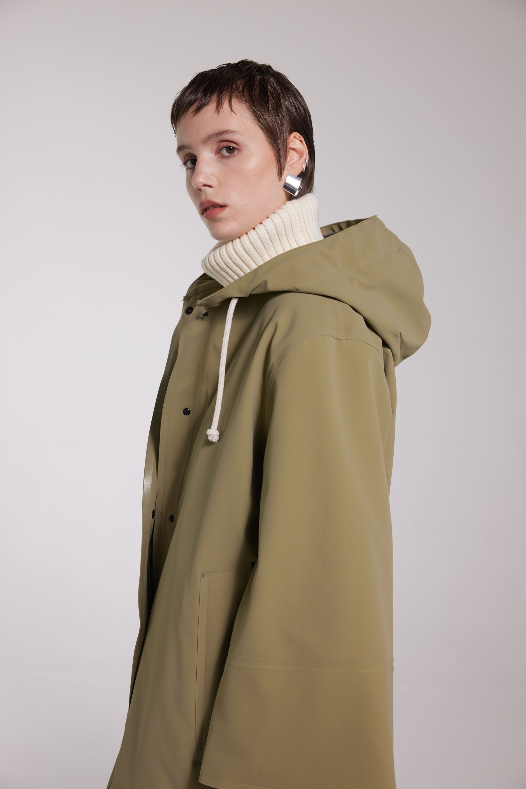 stutterheim lubban winter matte raincoat aloe women jackets raincoats