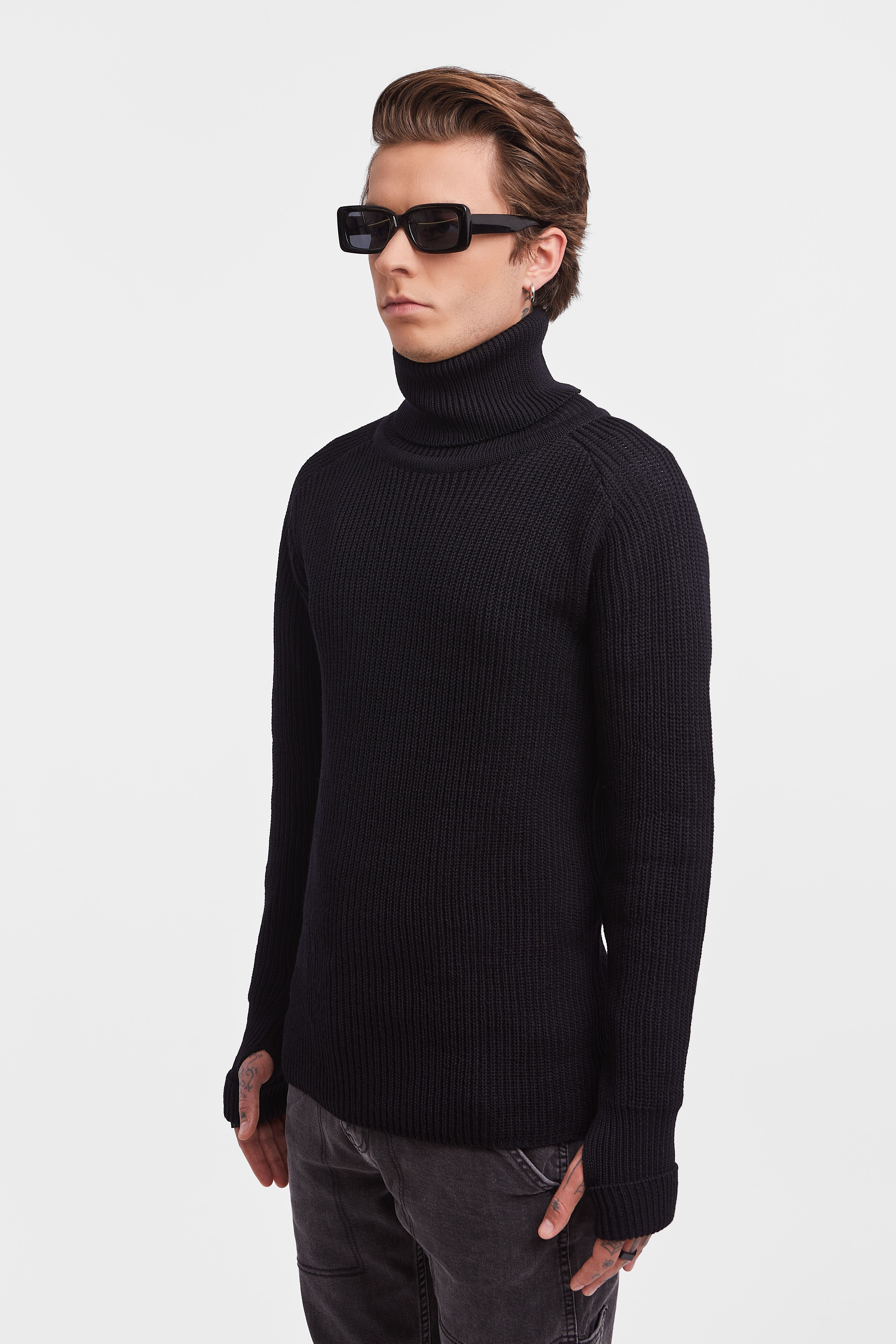 Original Roller Sweater Black | STUTTERHEIM US