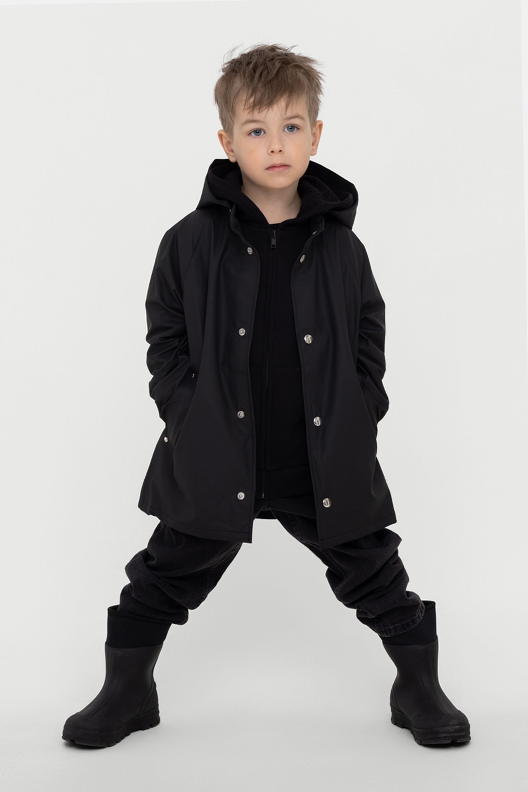 stutterheim mini lightweight kids raincoat black jackets