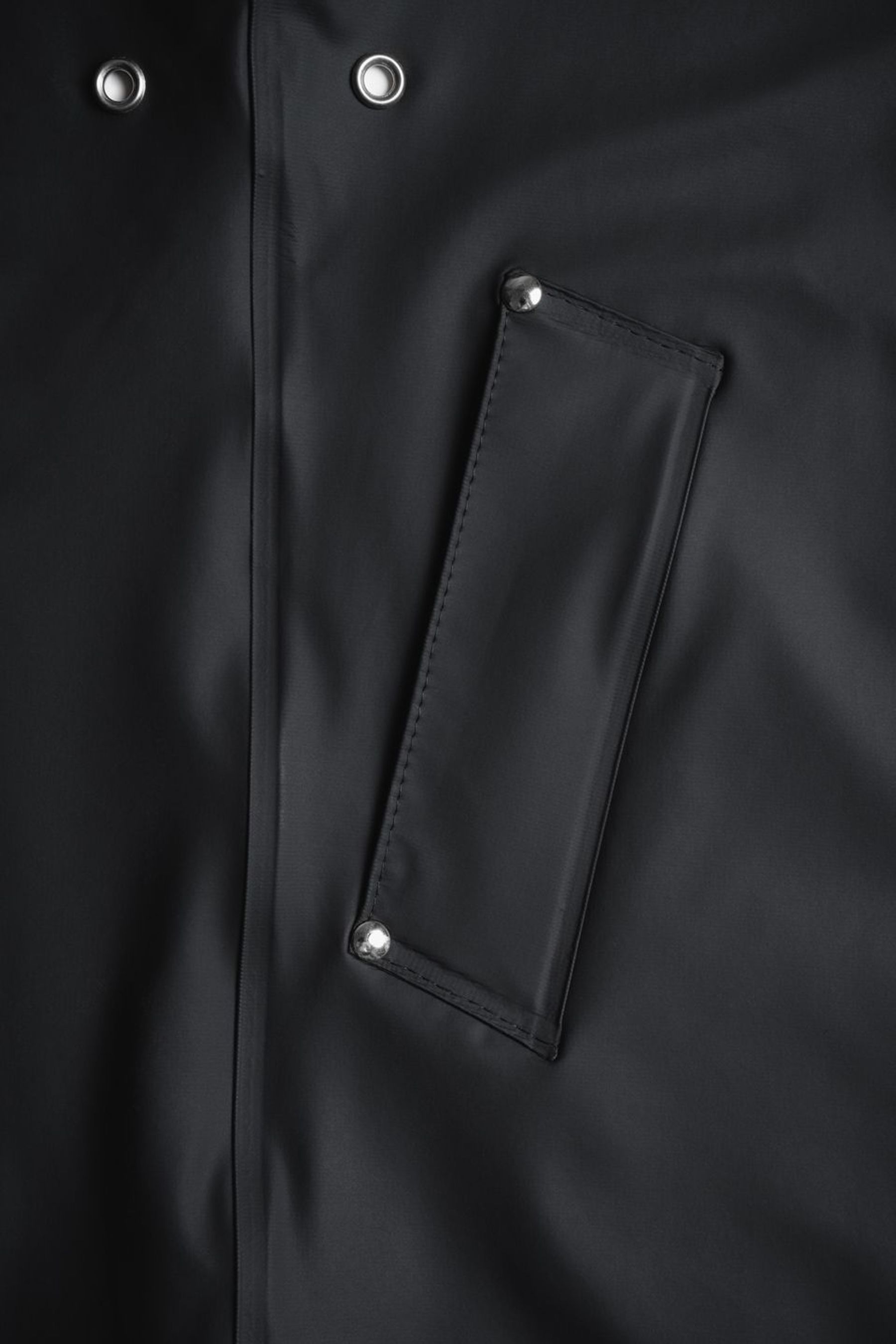 stutterheim mini lightweight kids raincoat black jackets
