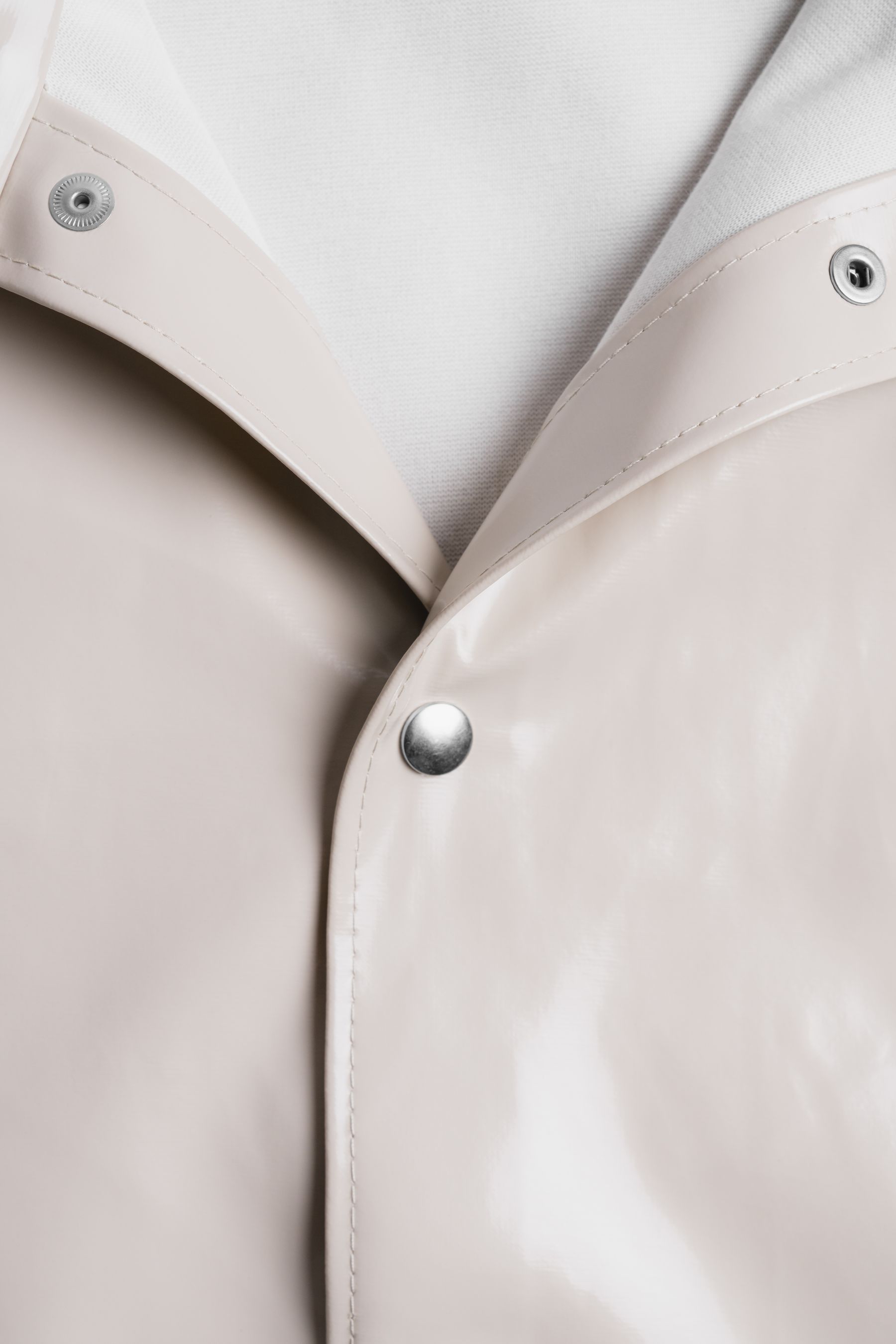 stutterheim mini opal kids raincoat light sand jackets