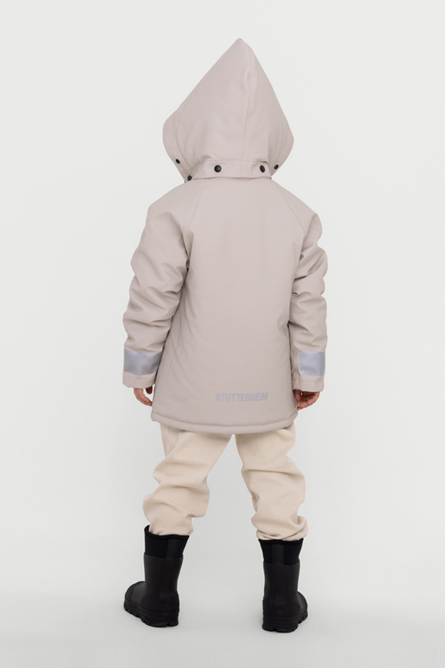 stutterheim mini winter kids raincoat light sand jackets