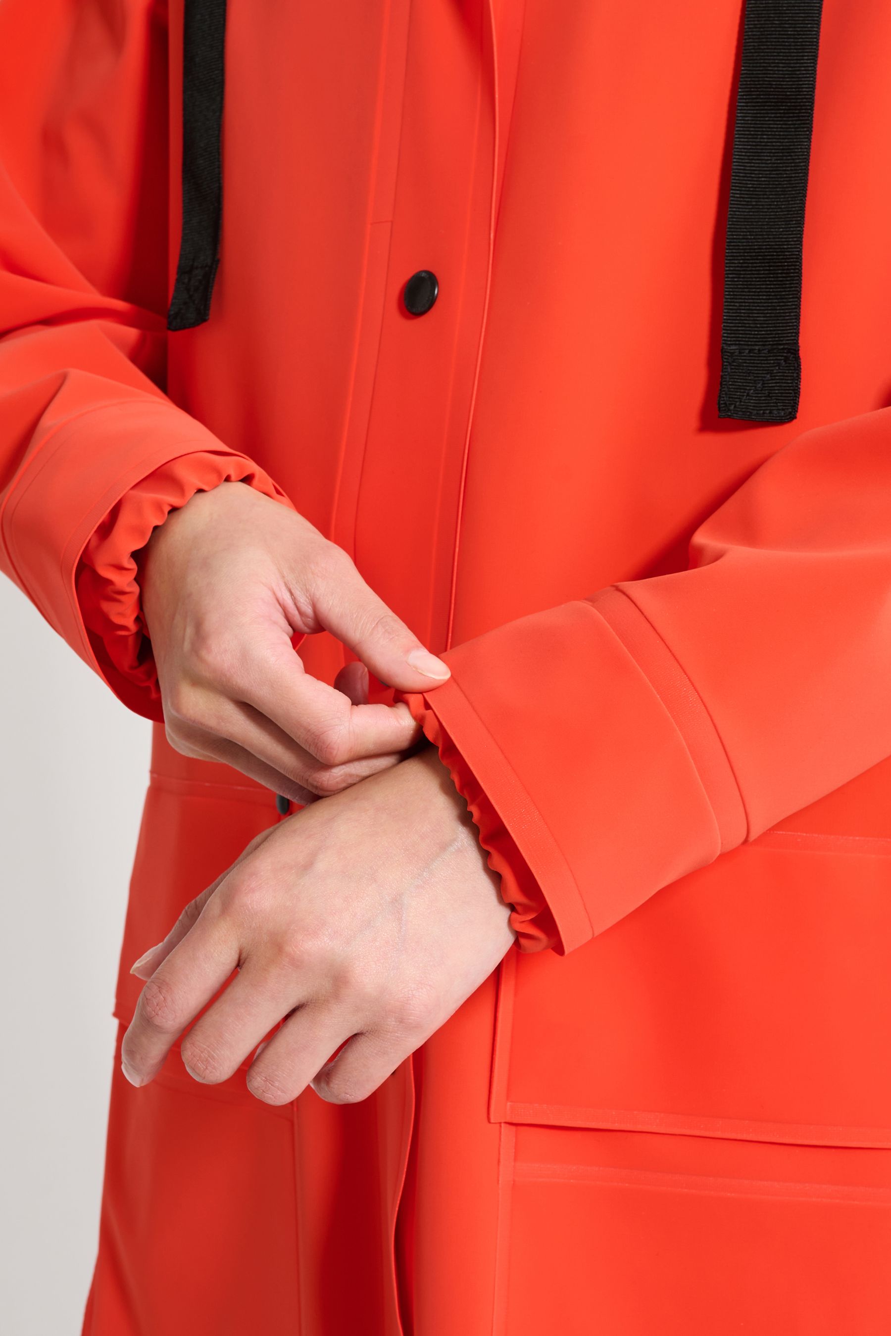 stutterheim mosebacke 15 raincoat fade red women jackets raincoats