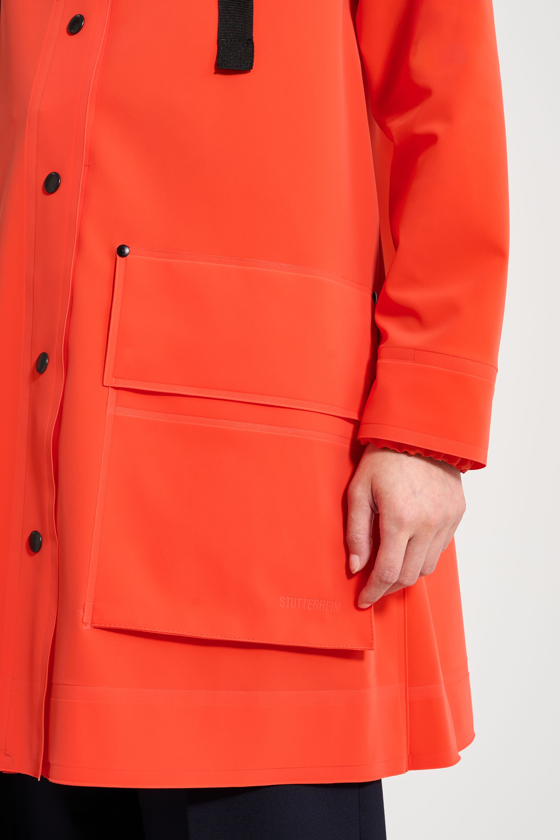 stutterheim mosebacke 15 raincoat fade red women jackets raincoats
