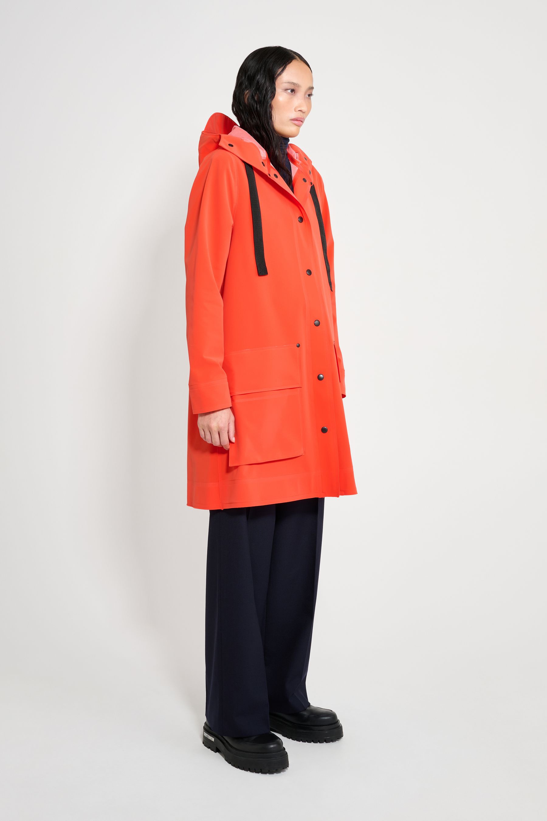 stutterheim mosebacke 15 raincoat fade red women jackets raincoats