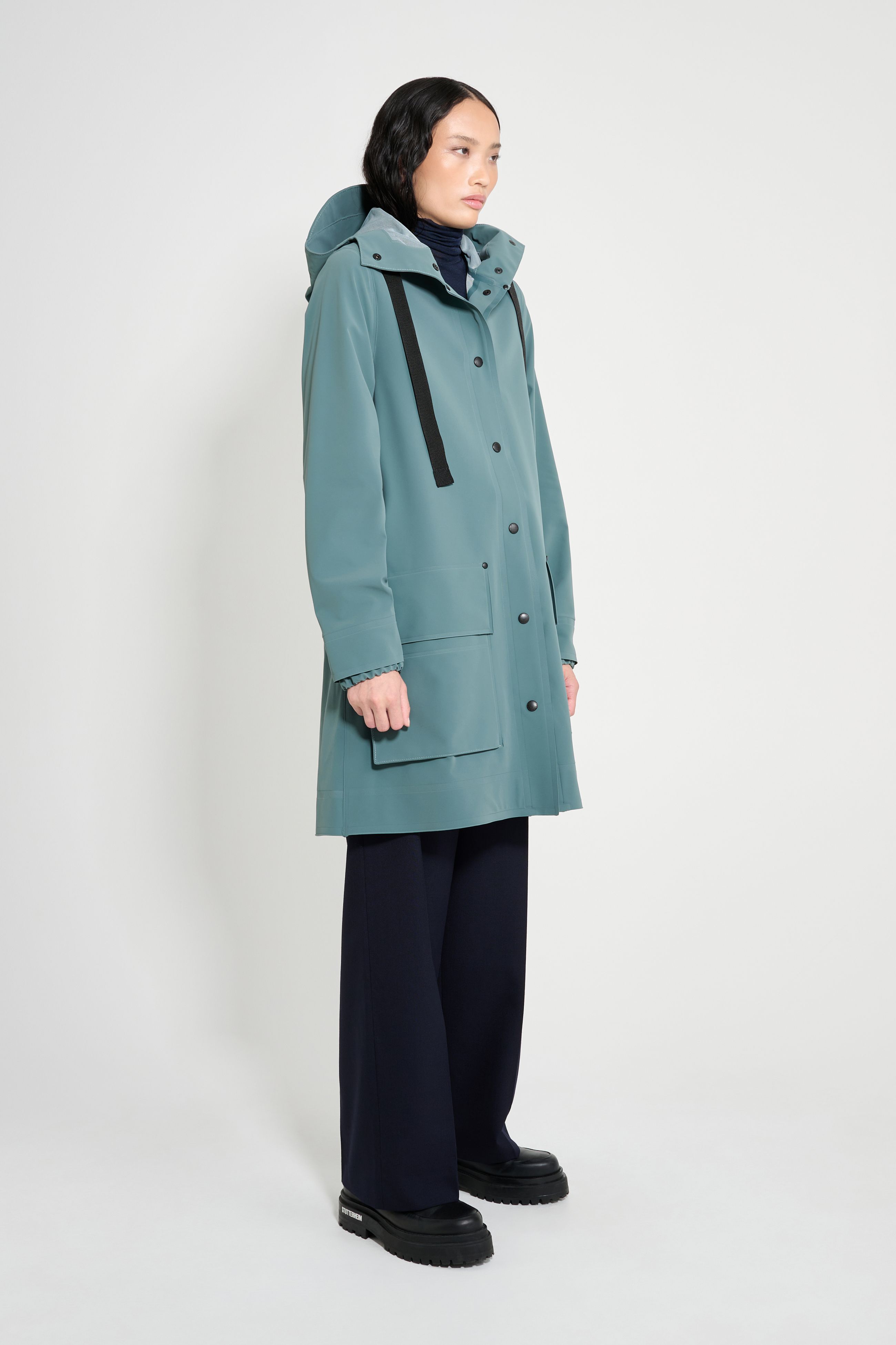 Stutterheim Mosebacke 15 Raincoat In Blue