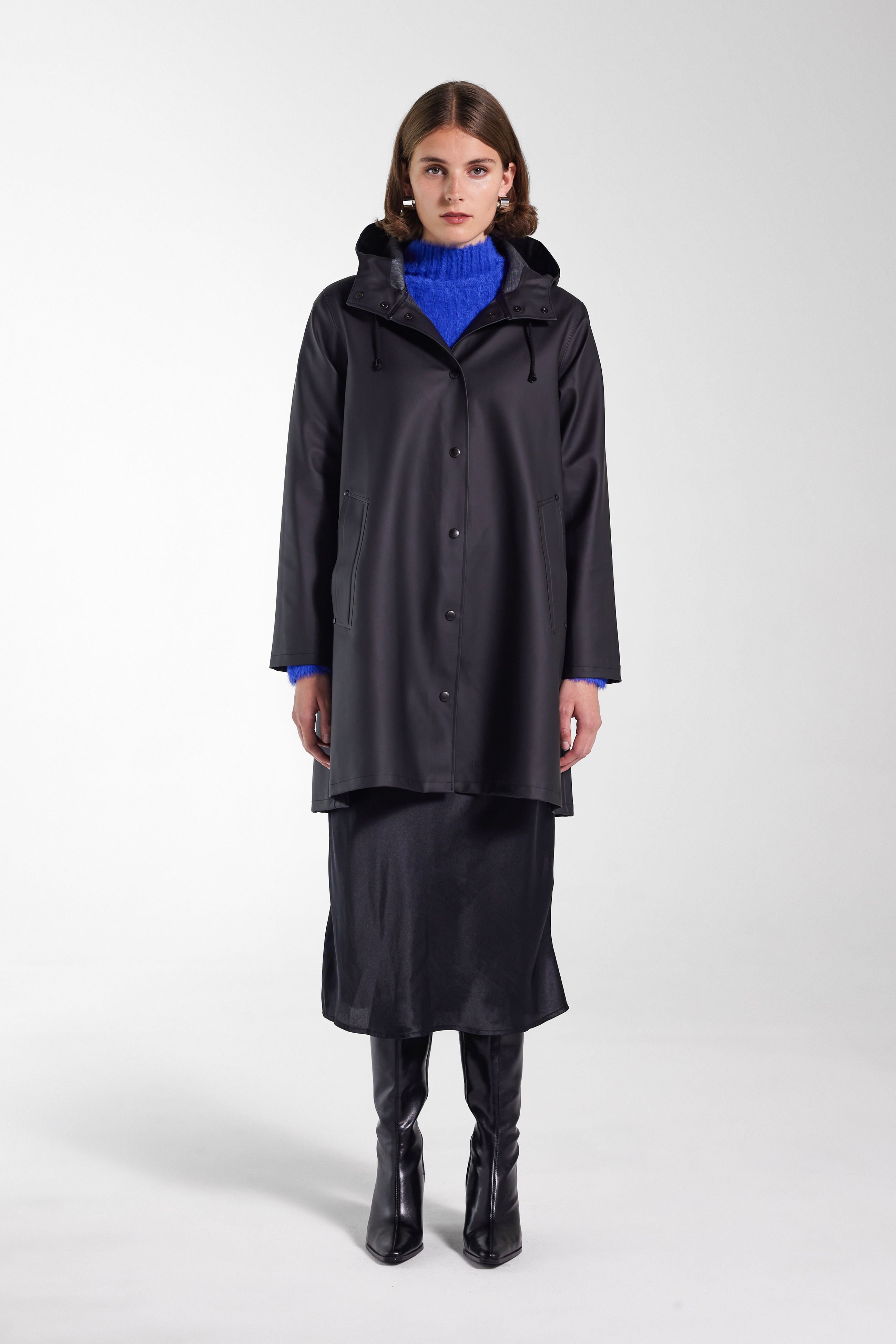 stutterheim mosebacke raincoat black women jackets raincoats