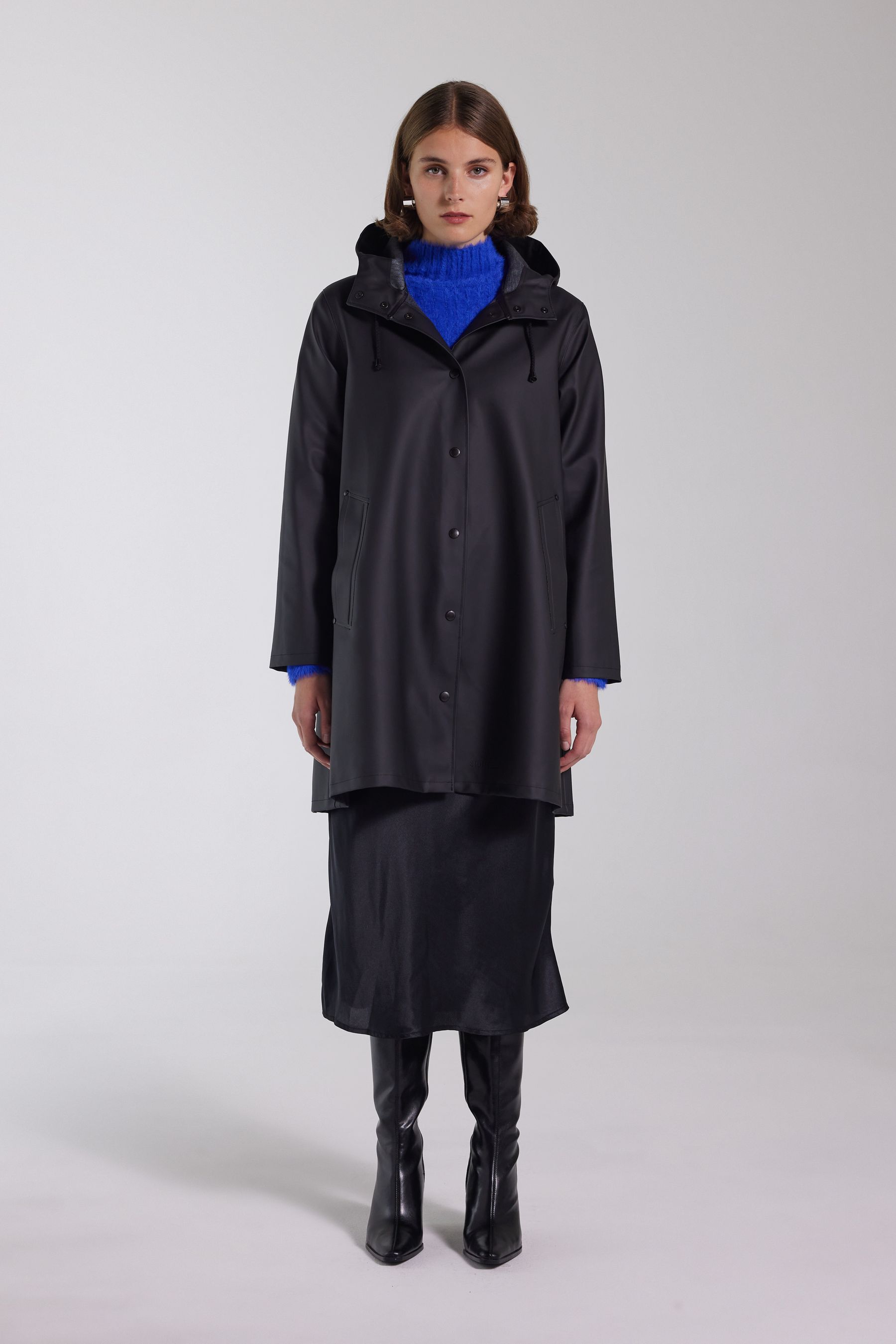 stutterheim mosebacke raincoat black women jackets raincoats