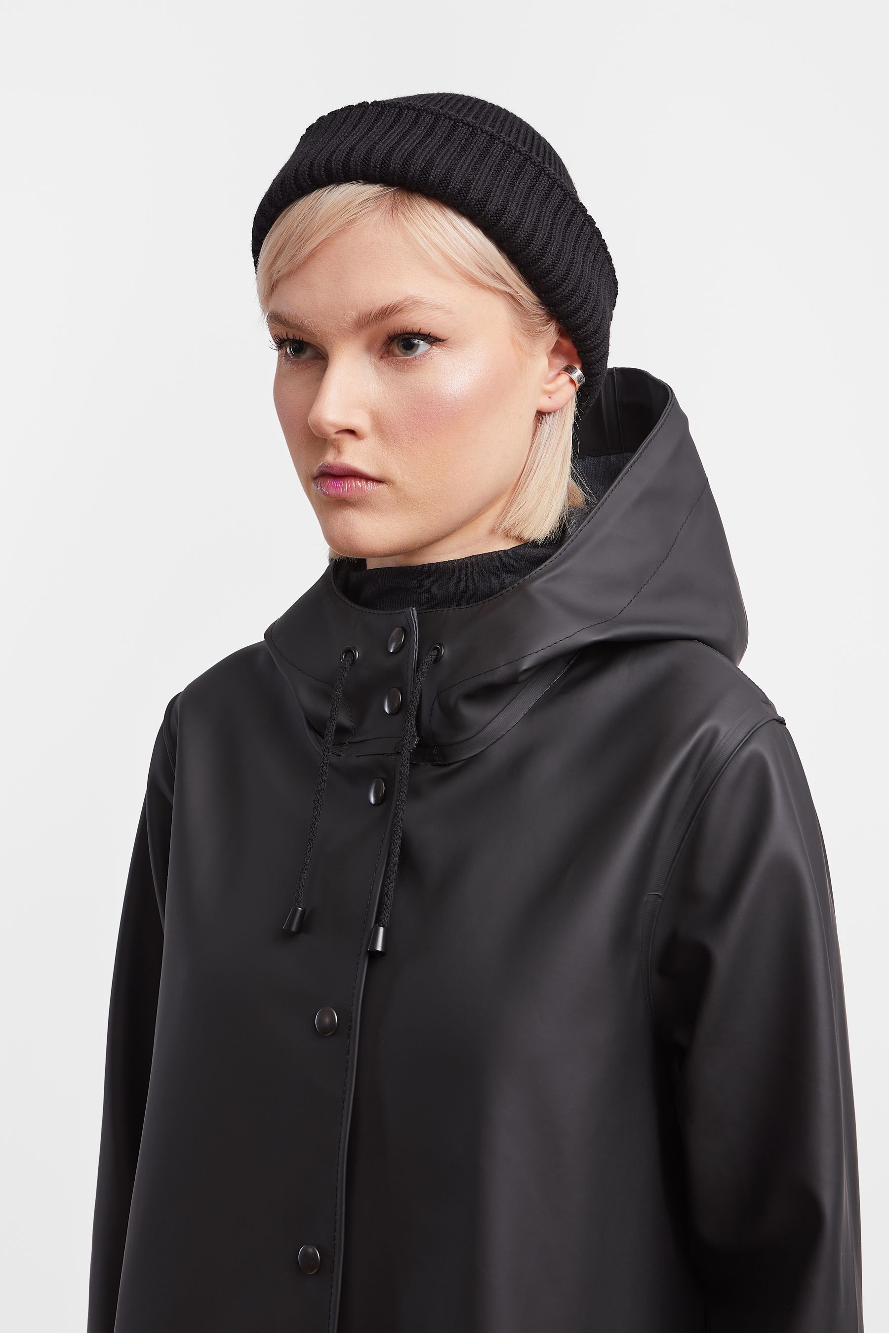 stutterheim mosebacke raincoat black women jackets raincoats