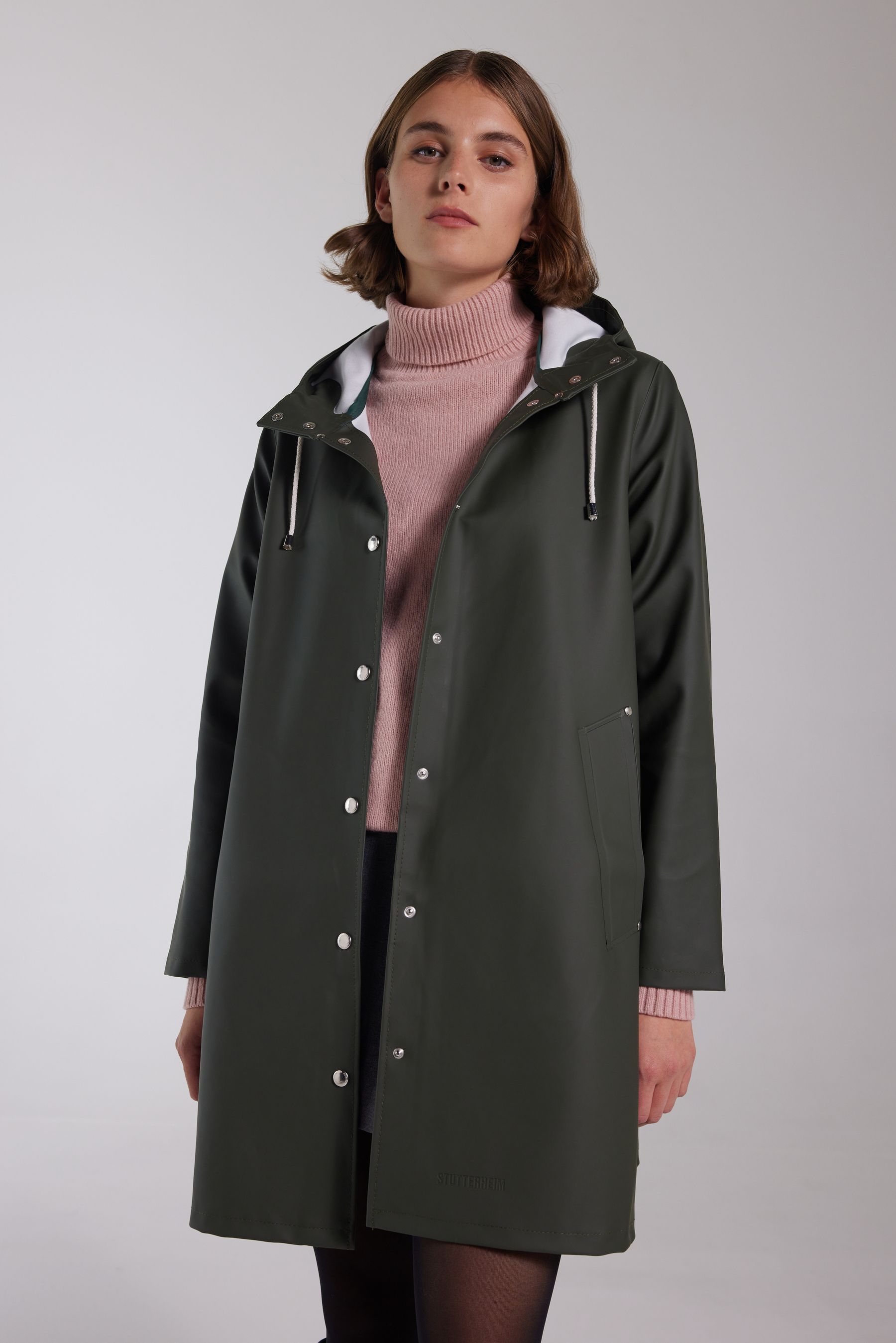 stutterheim mosebacke raincoat green women jackets raincoats