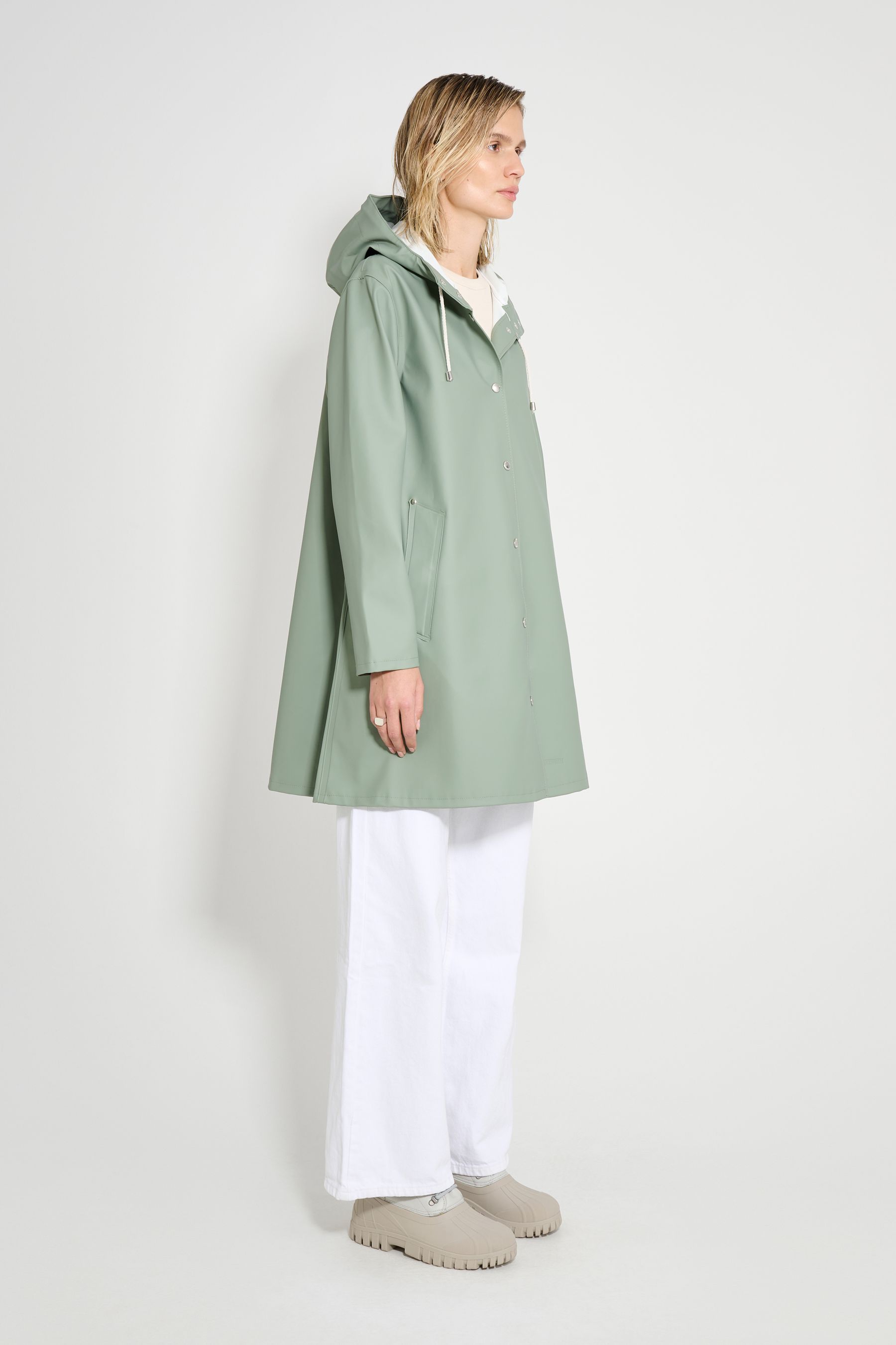 stutterheim mosebacke raincoat khaki green women jackets