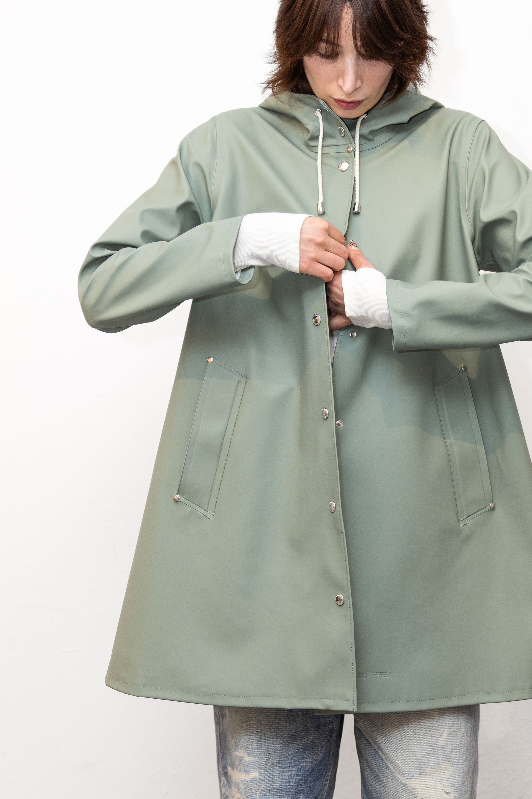 stutterheim mosebacke raincoat khaki green women jackets