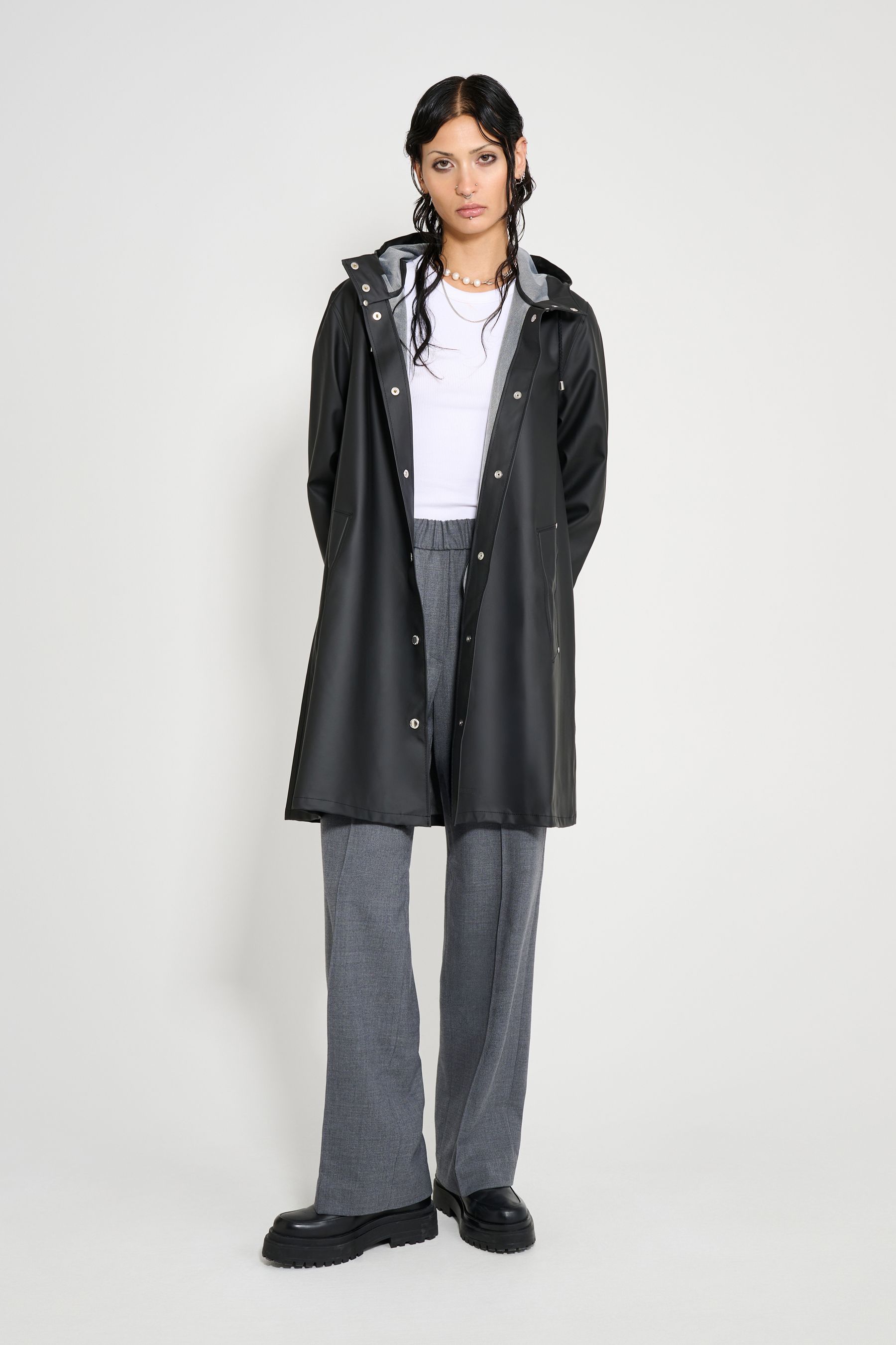 stutterheim mosebacke lightweight raincoat black women jackets raincoats