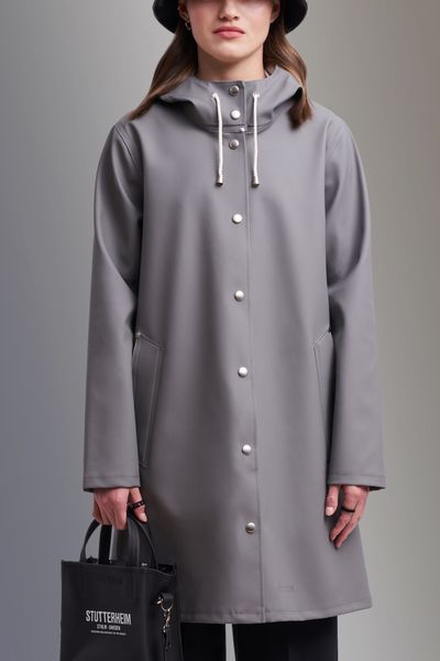 Stutterheim 世界最高のレインコート女性用Mosebackeグレー Mosebacke Raincoat Charcoal | STUTTERHEIM US