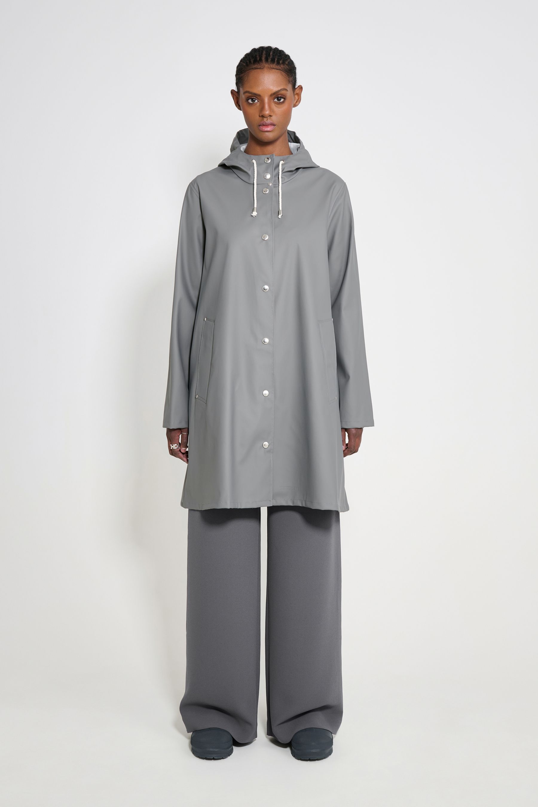 stutterheim mosebacke lightweight raincoat grey women jackets raincoats