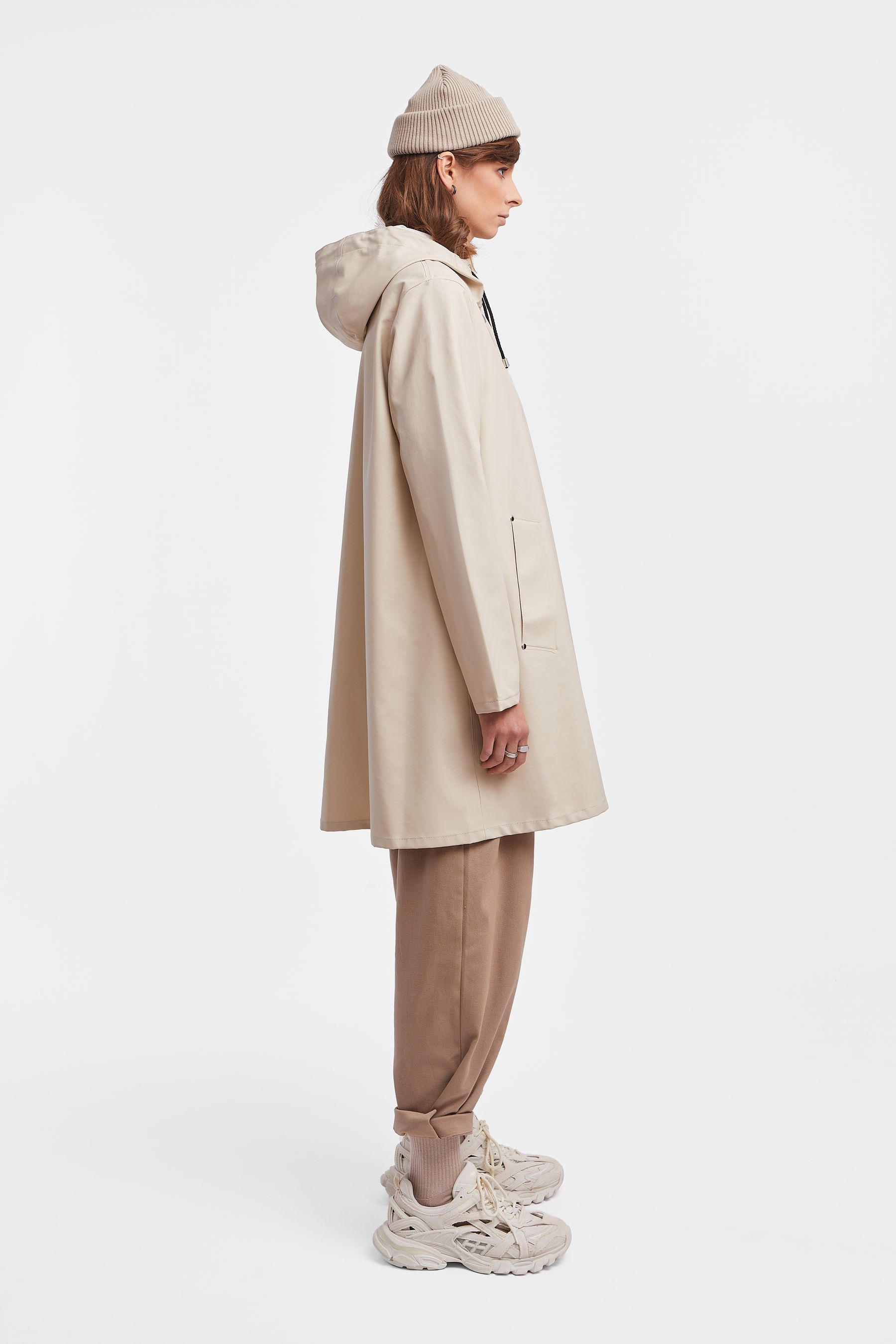 stutterheim mosebacke lightweight raincoat oyster women jackets raincoats