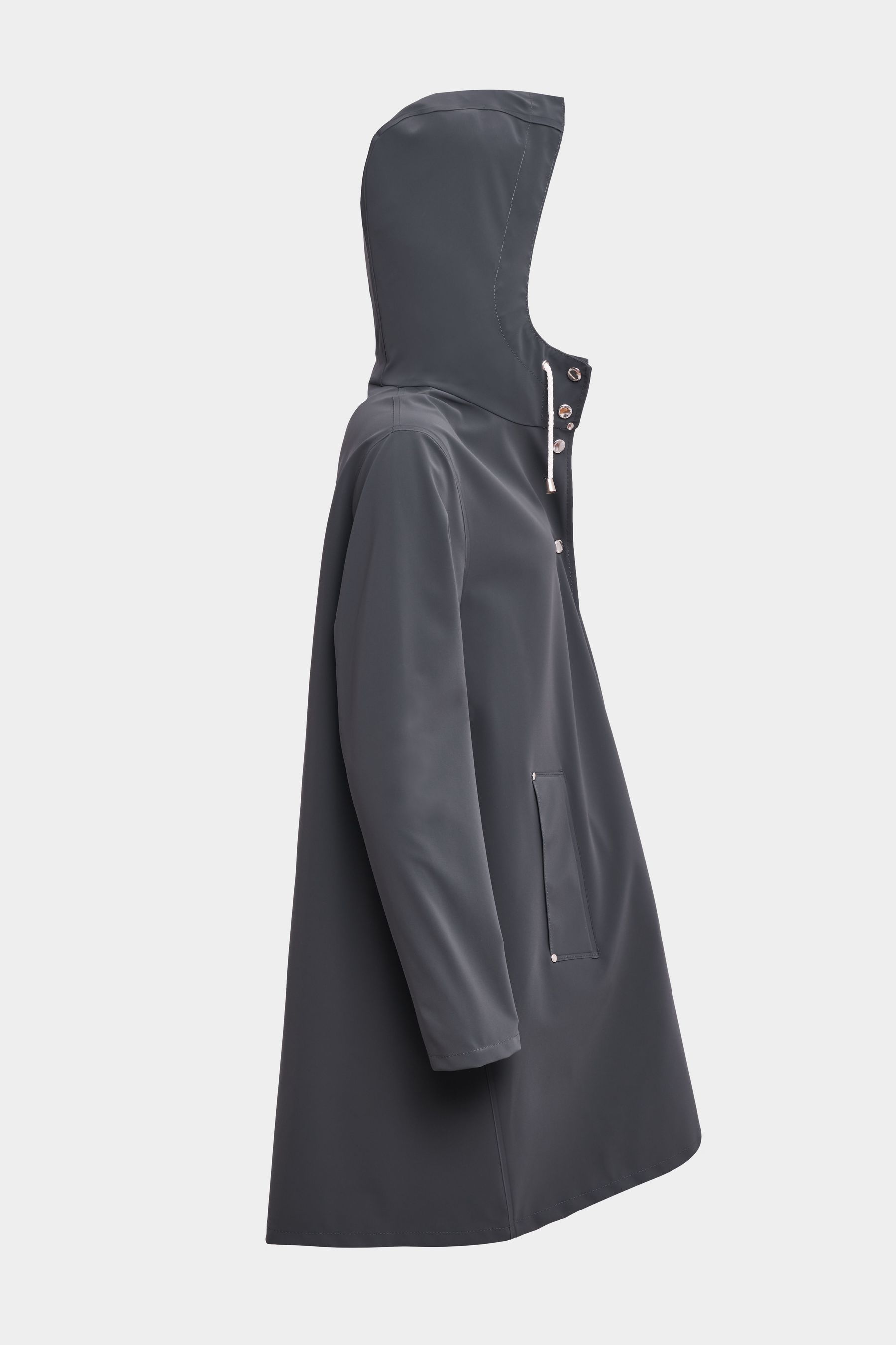 stutterheim mosebacke lightweight matte raincoat charcoal women jackets raincoats