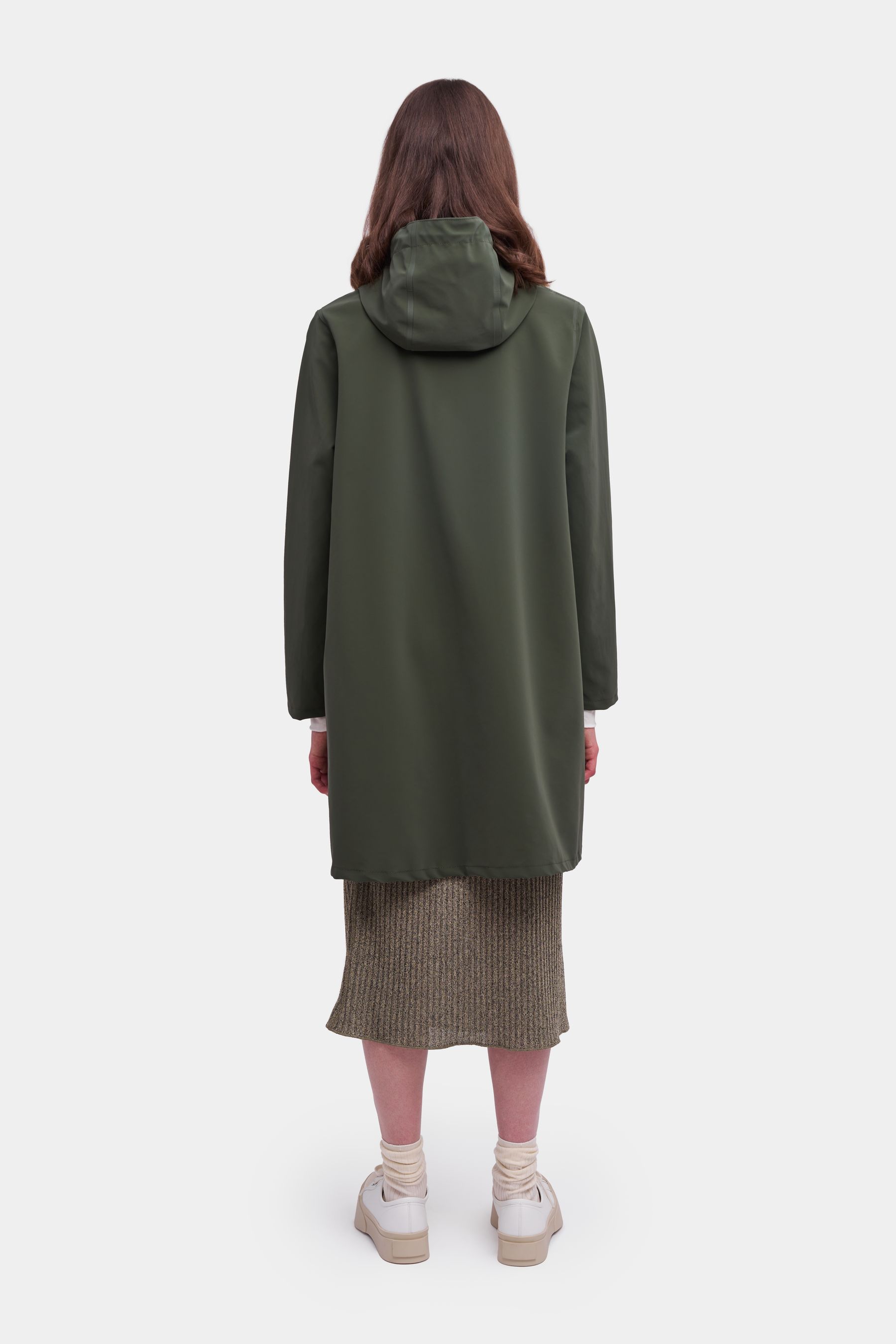 stutterheim mosebacke lightweight matte raincoat dark green women jackets raincoats