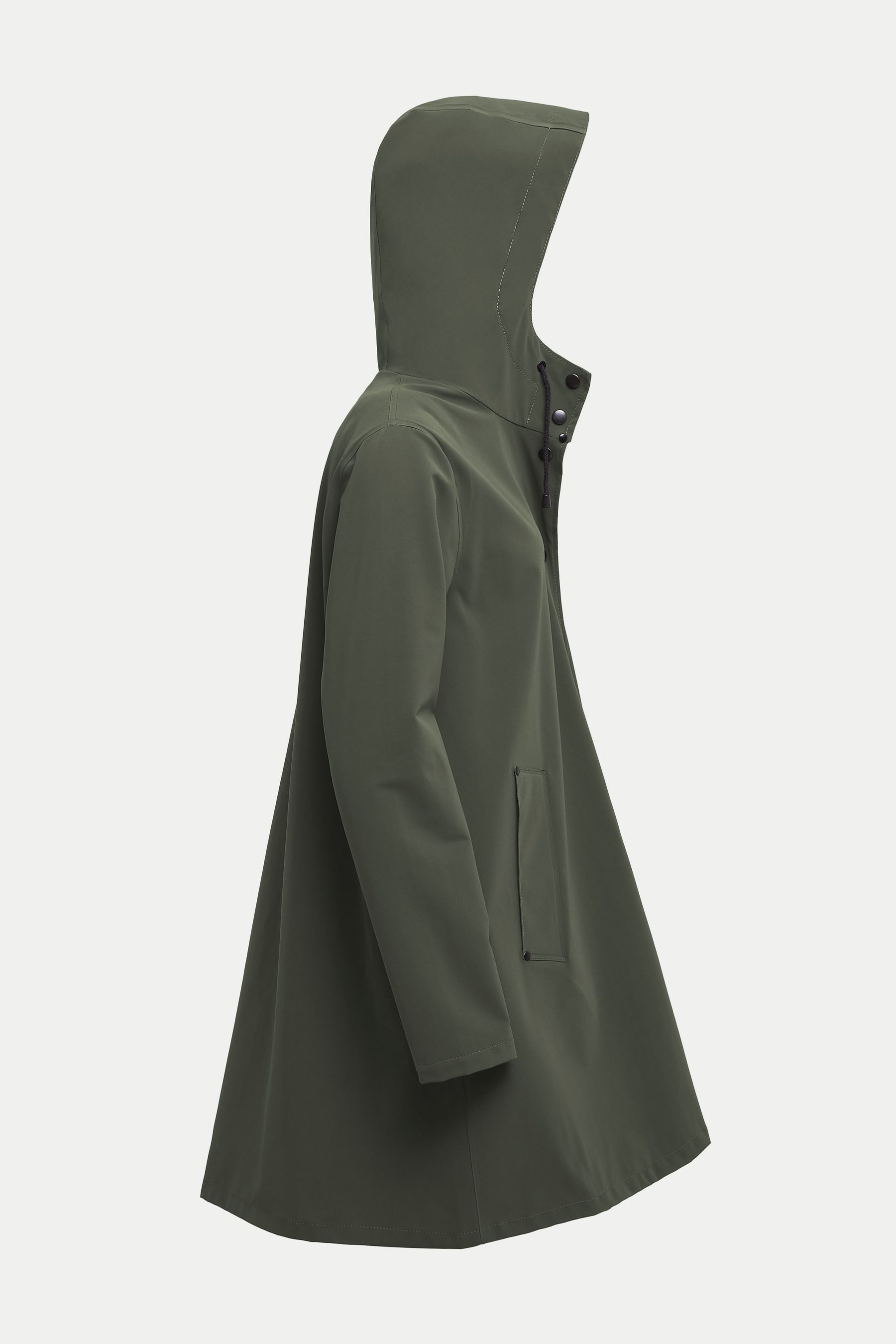 stutterheim mosebacke lightweight matte raincoat dark green women jackets raincoats