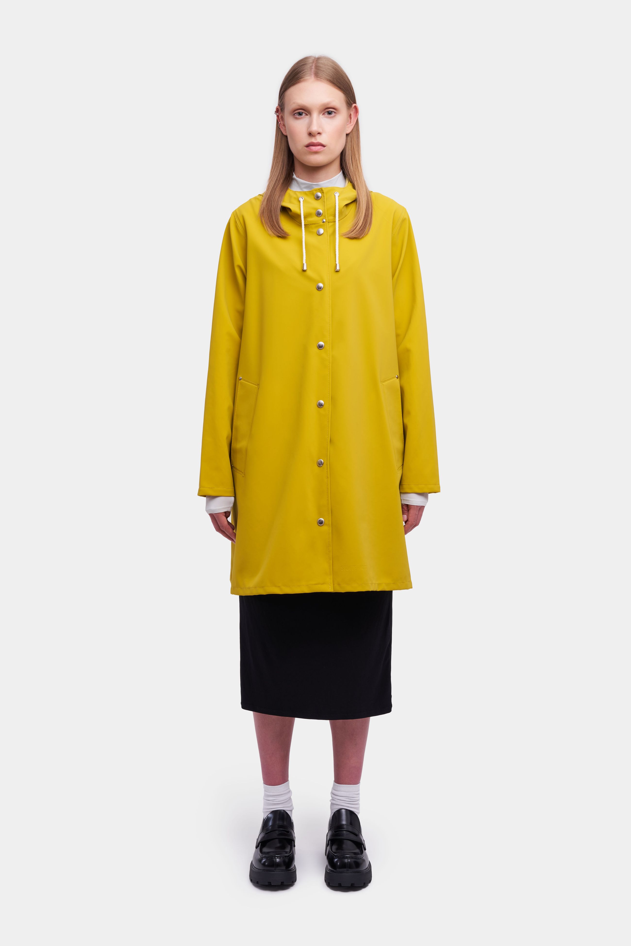 stutterheim mosebacke lightweight matte raincoat gold women jackets raincoats
