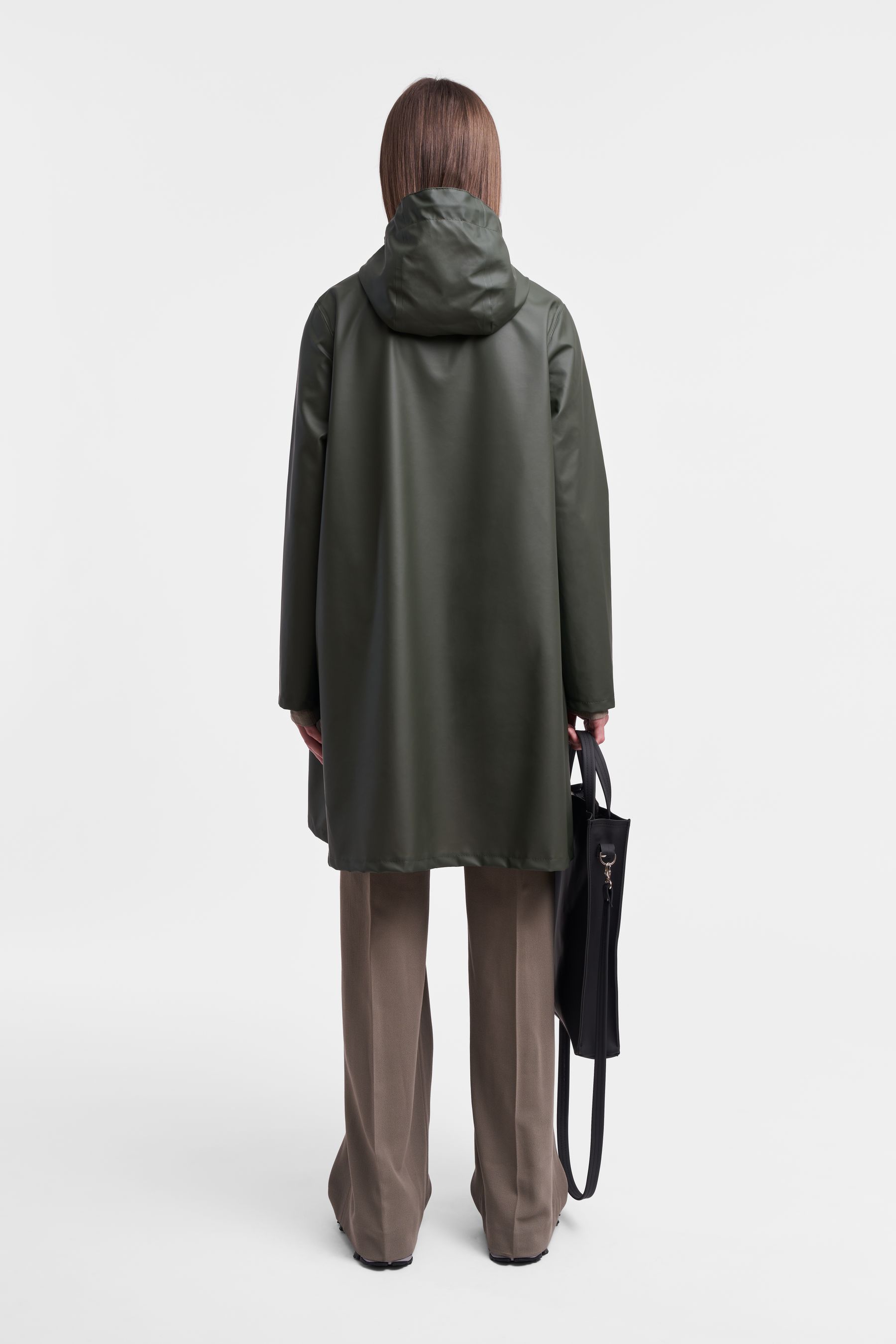 stutterheim mosebacke lightweight zip raincoat green women jackets raincoats
