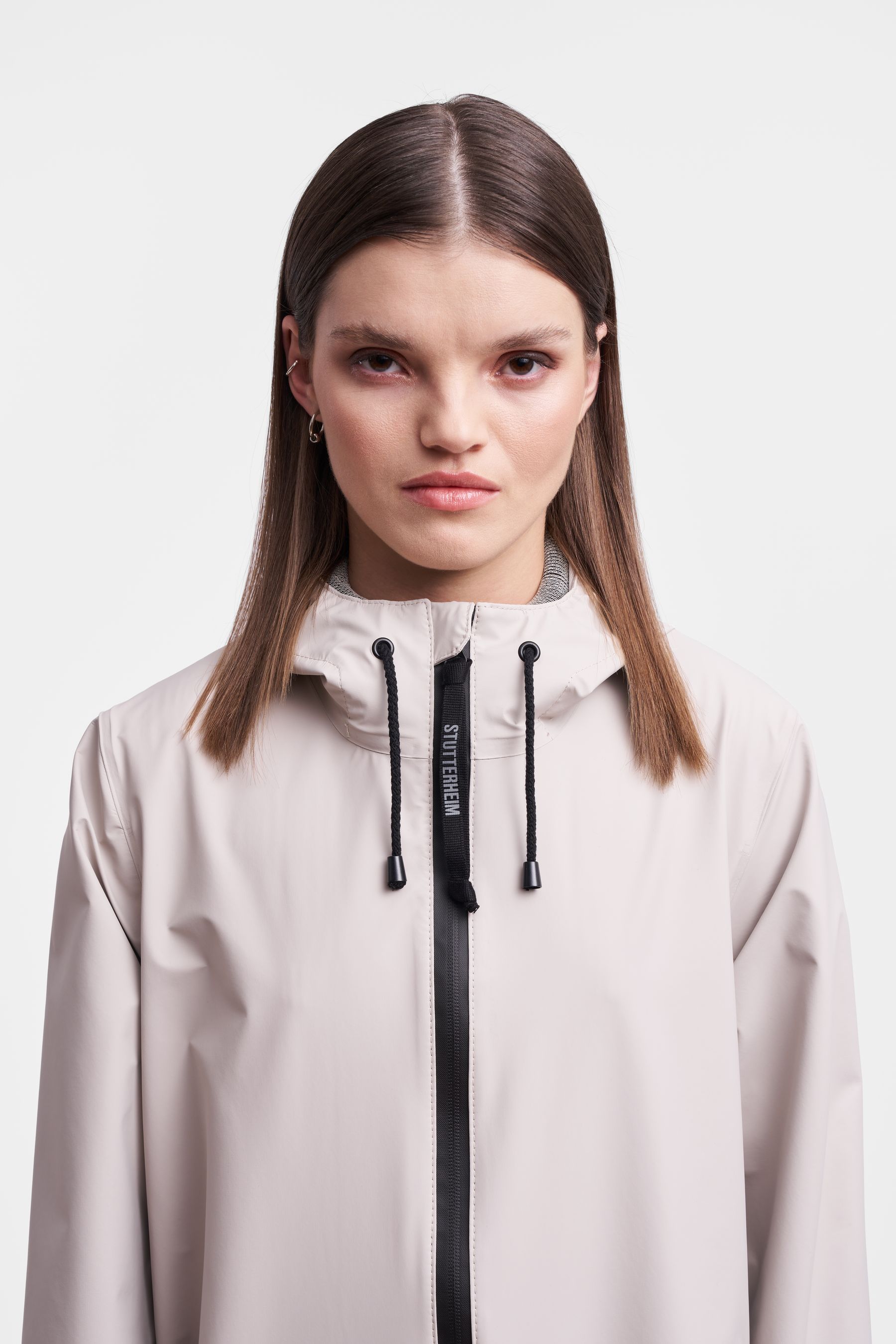 stutterheim mosebacke lightweight zip raincoat light sand women jackets raincoats